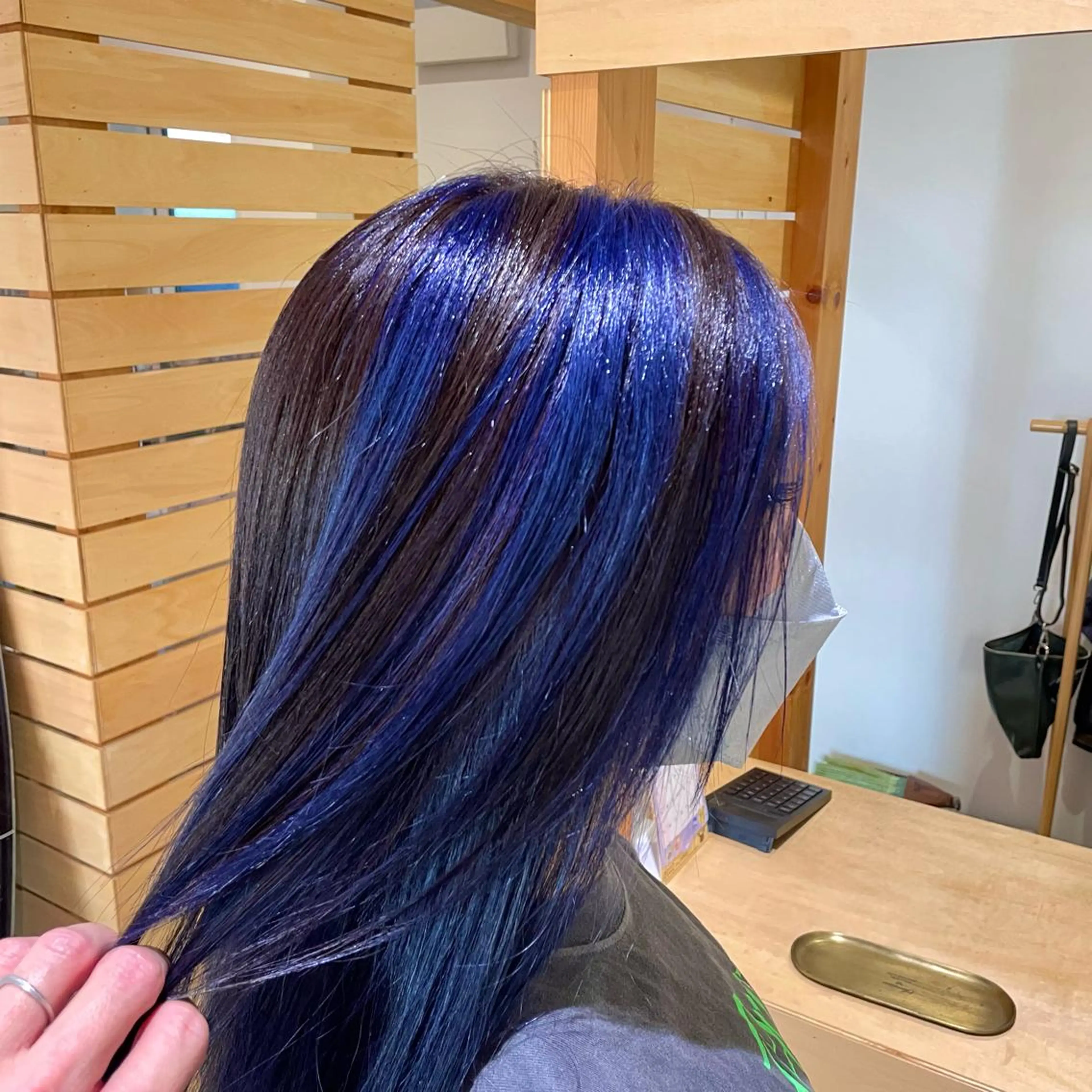 セミロング カラー ブルーカラー グレージュ ヘアカラー トリートメント RUBEUS【ルベウス】所属・✨艶々カラー🎨 杉本賢人のヘアスタイル