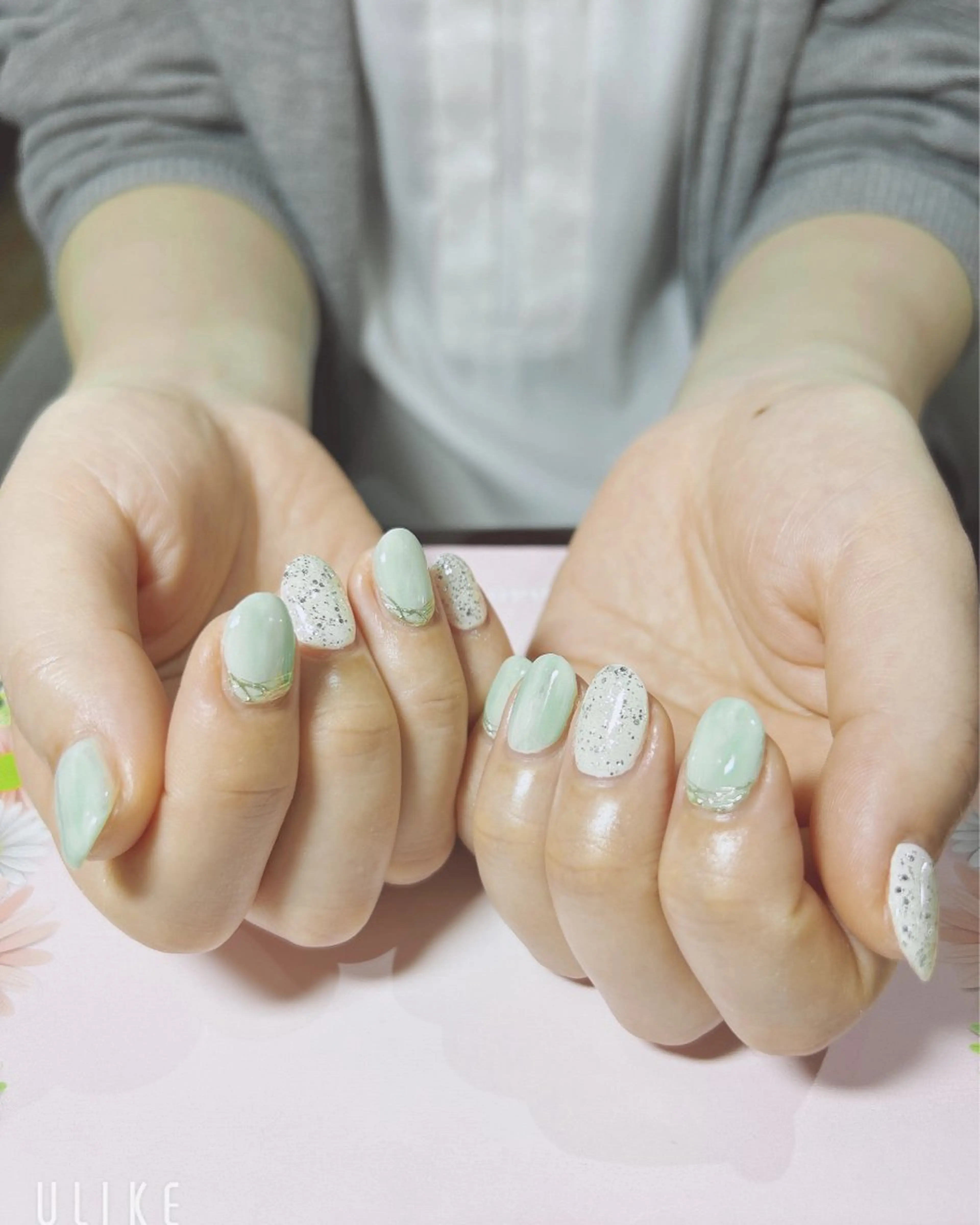 ネイル ニュアンスネイル ハンドネイル 吉野✨ ネイルデザイナー✨のネイルデザイン