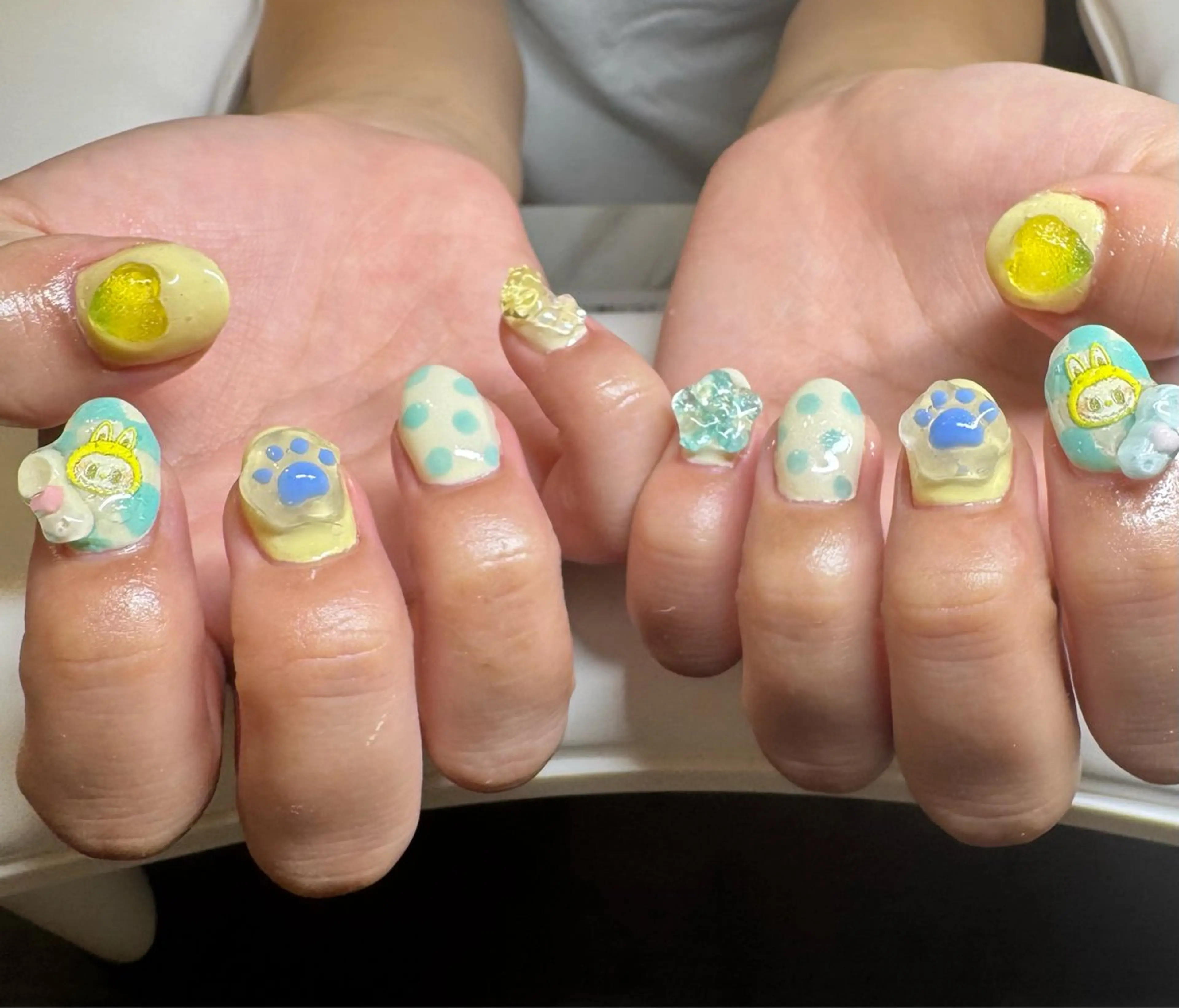 ネイル ♥Re:JUvia 　JUMI♥のネイルデザイン