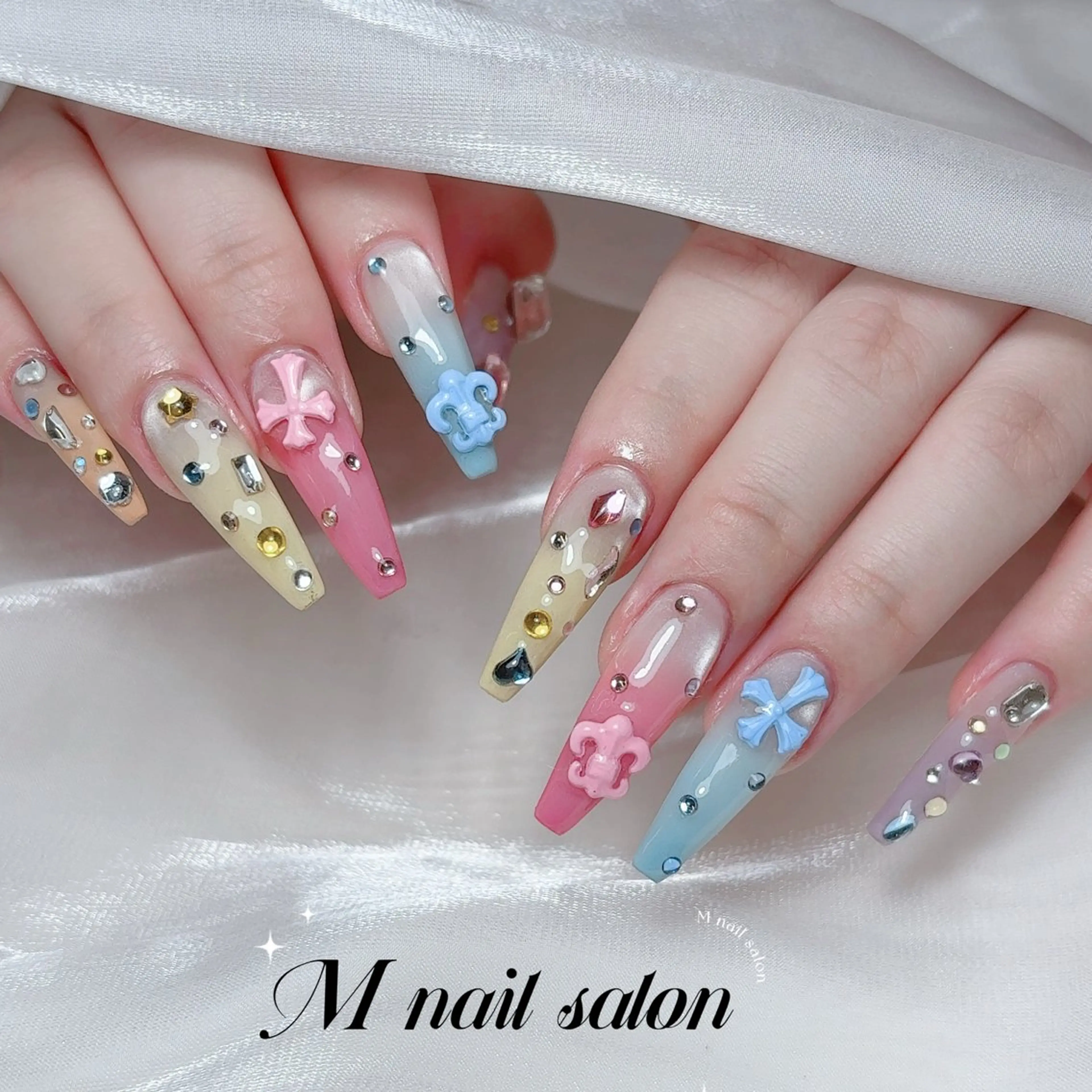 ネイル ハンドネイル M🌷nail 長さだし専門店のネイルデザイン