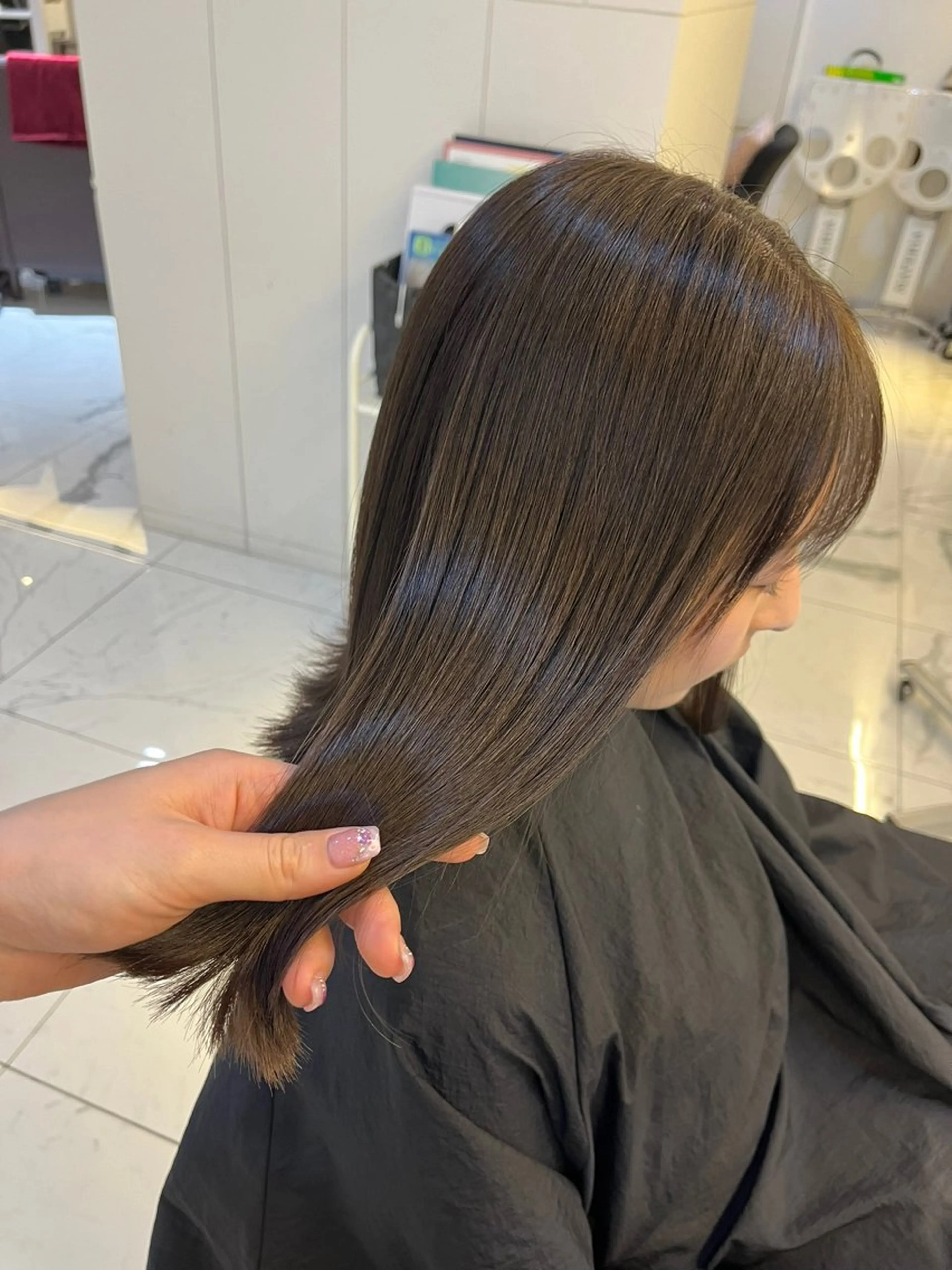 セミロング カラー 透明感カラー/大阪 Rieのヘアスタイル