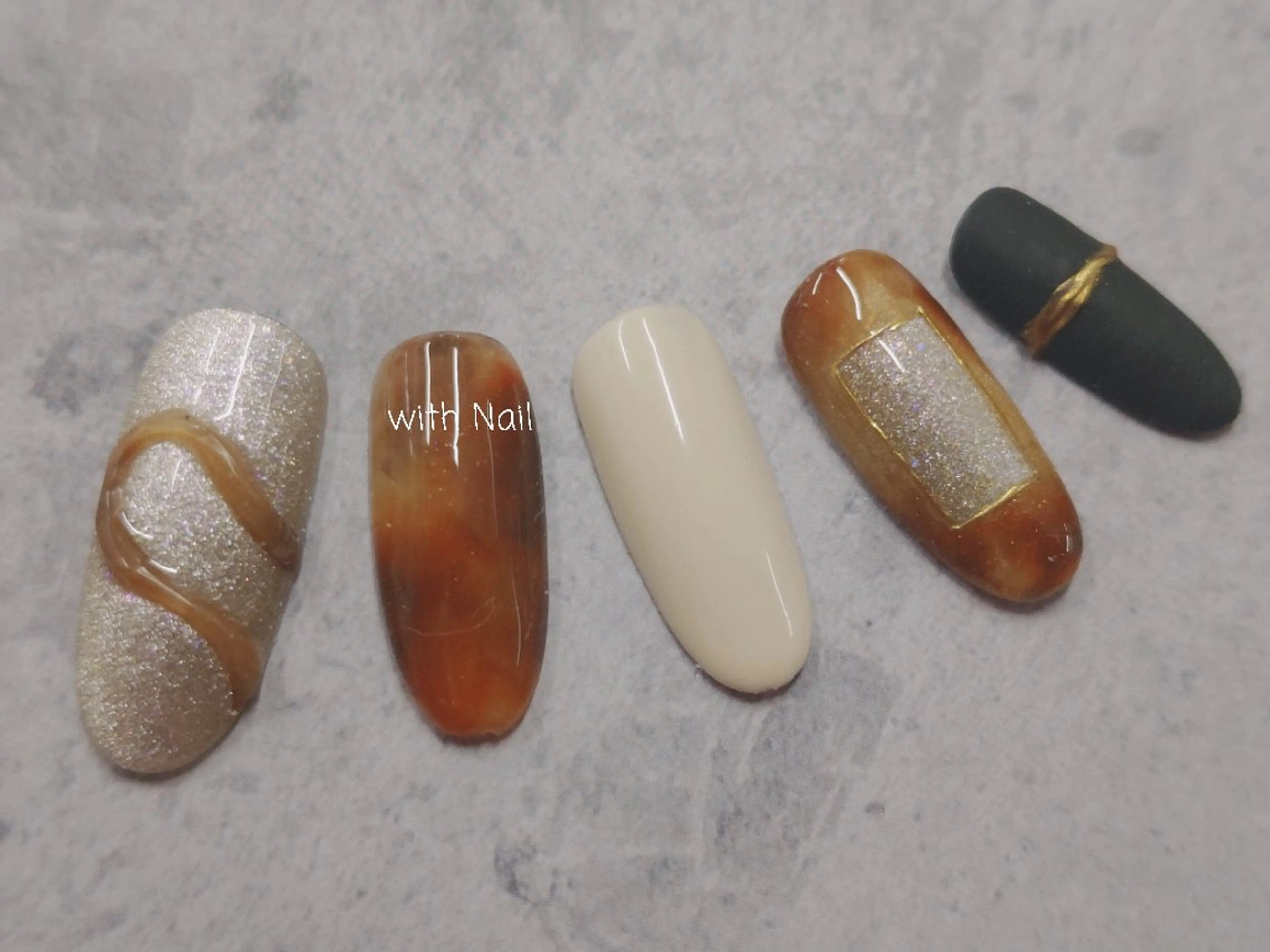 ネイル べっ甲ネイル ハンドネイル with Nail   ナガヤのネイルデザイン