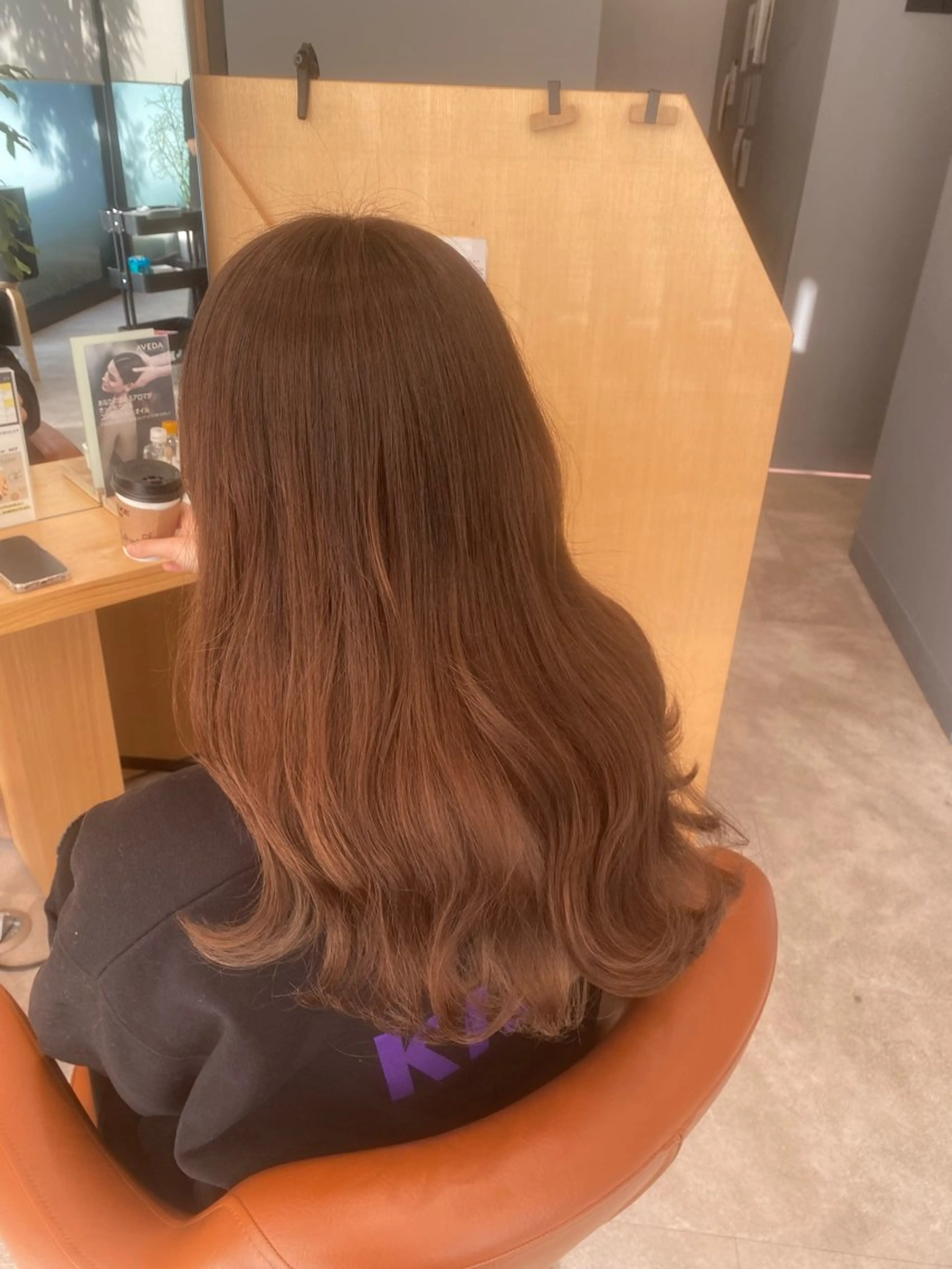 セミロング 加藤 愛実のヘアスタイル