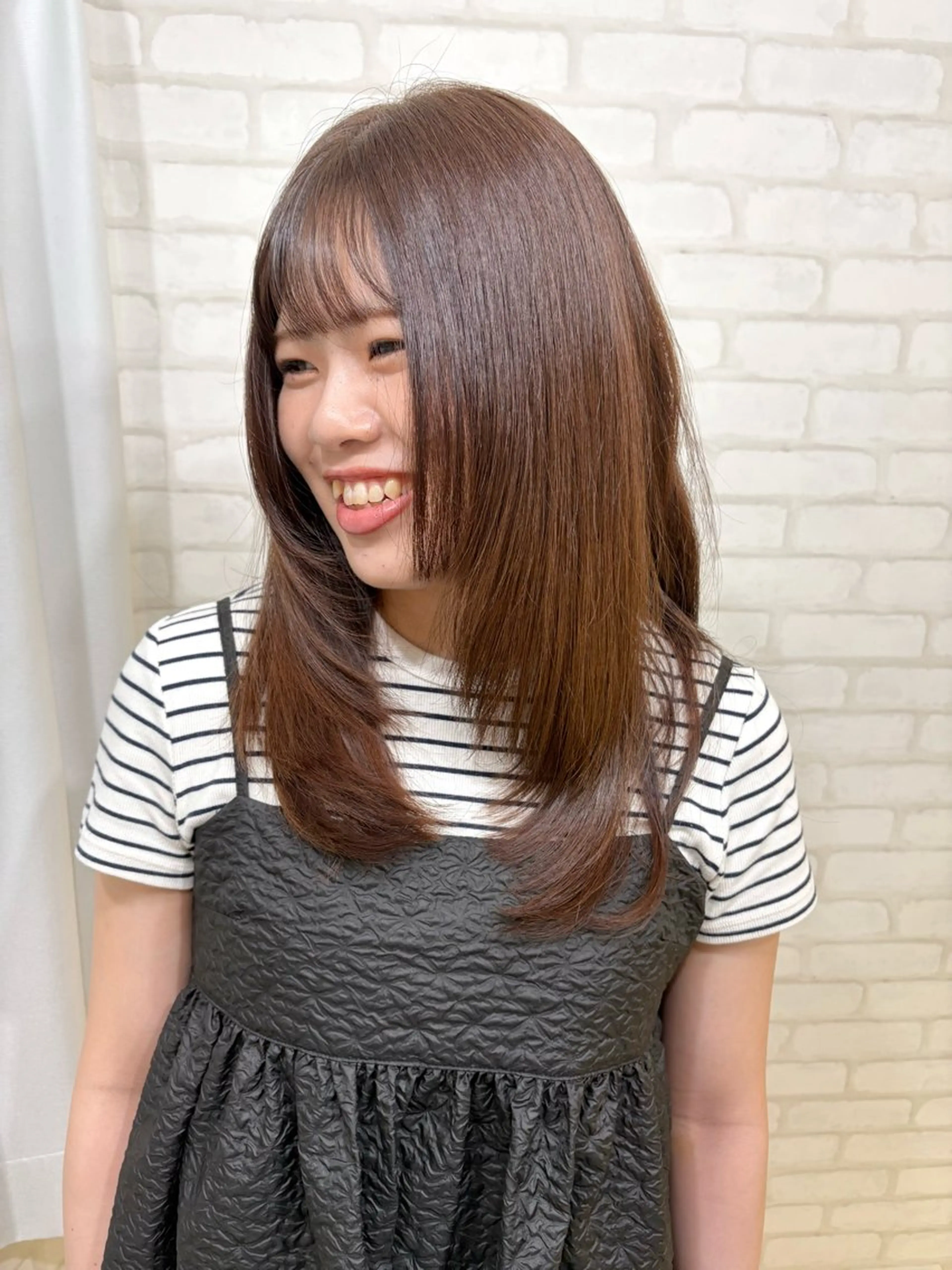 セミロング カラー レイヤーカット カット ヘアカラー 透明感/韓国風 HIRARIのヘアスタイル