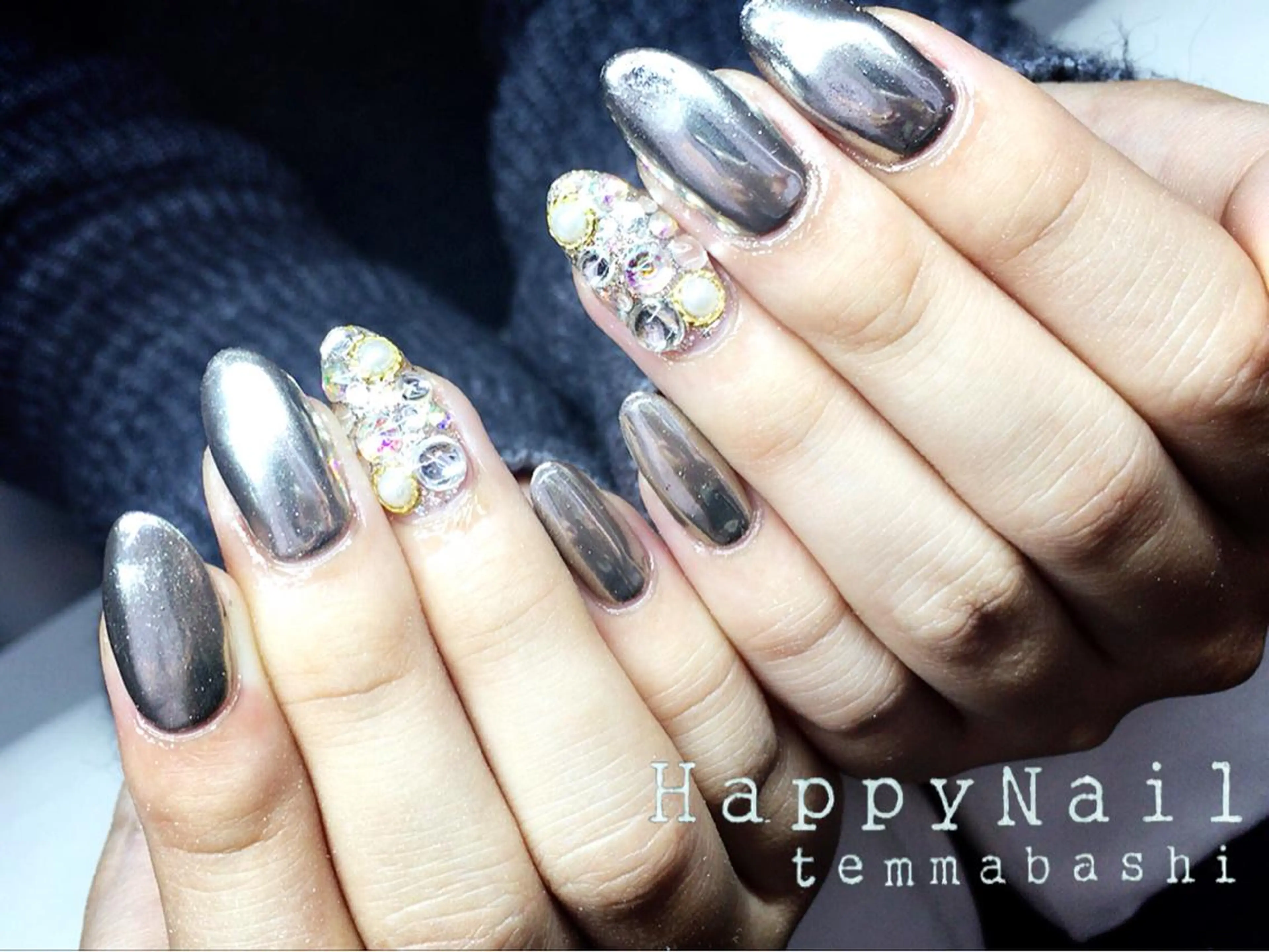 ショート ミディアム セミロング ロング ネイル ミラーネイル Happy Nailのネイルデザイン