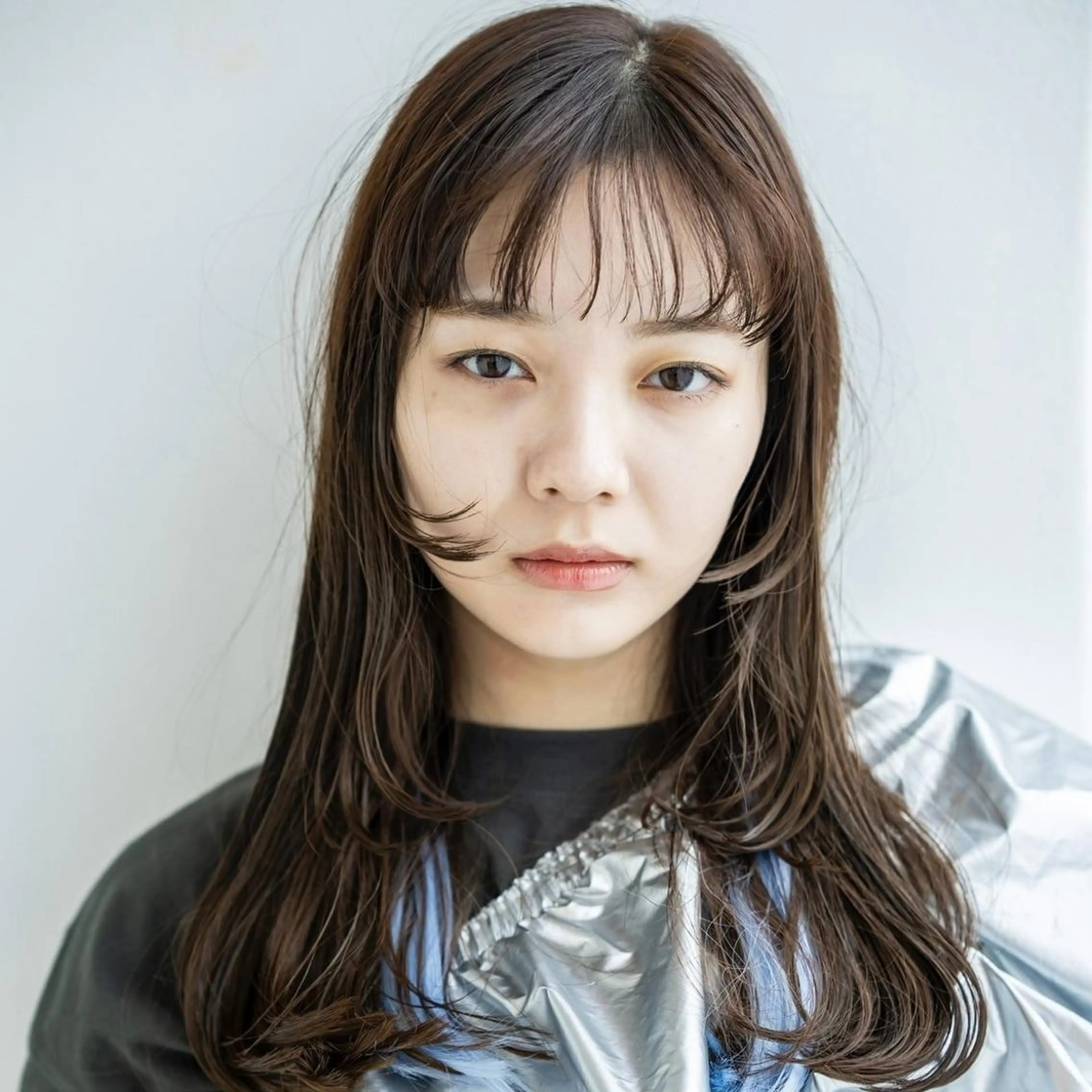 ロング カラー ベージュカラー 黒髪 ブリーチ ブルーカラー ブルーブラック SOURCE 茨木のヘアスタイル