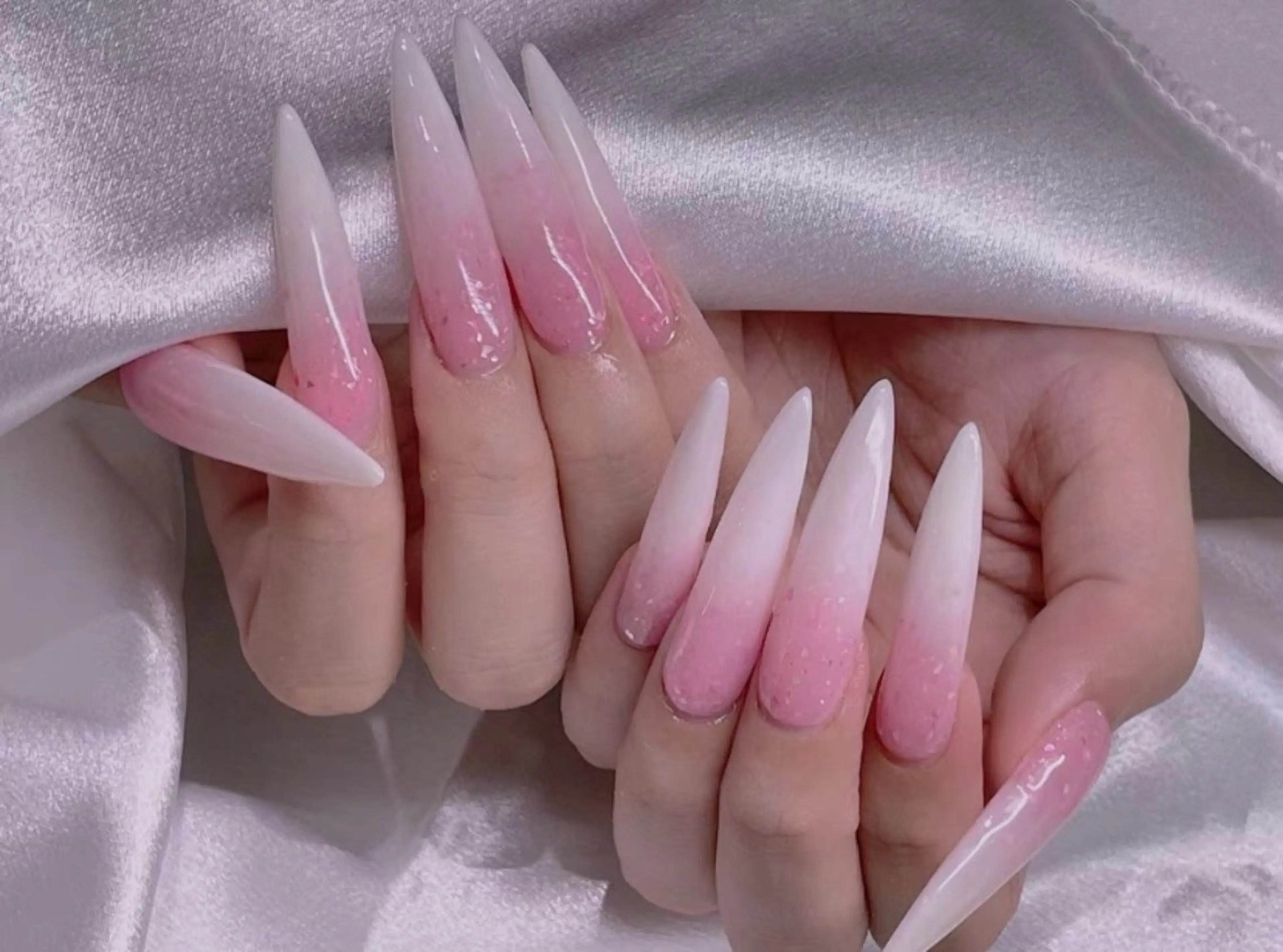 ネイル M2ネイルサロン【長さ出し&フィルイン導入店】所属・長さ出し専門店 RIRIのネイルデザイン