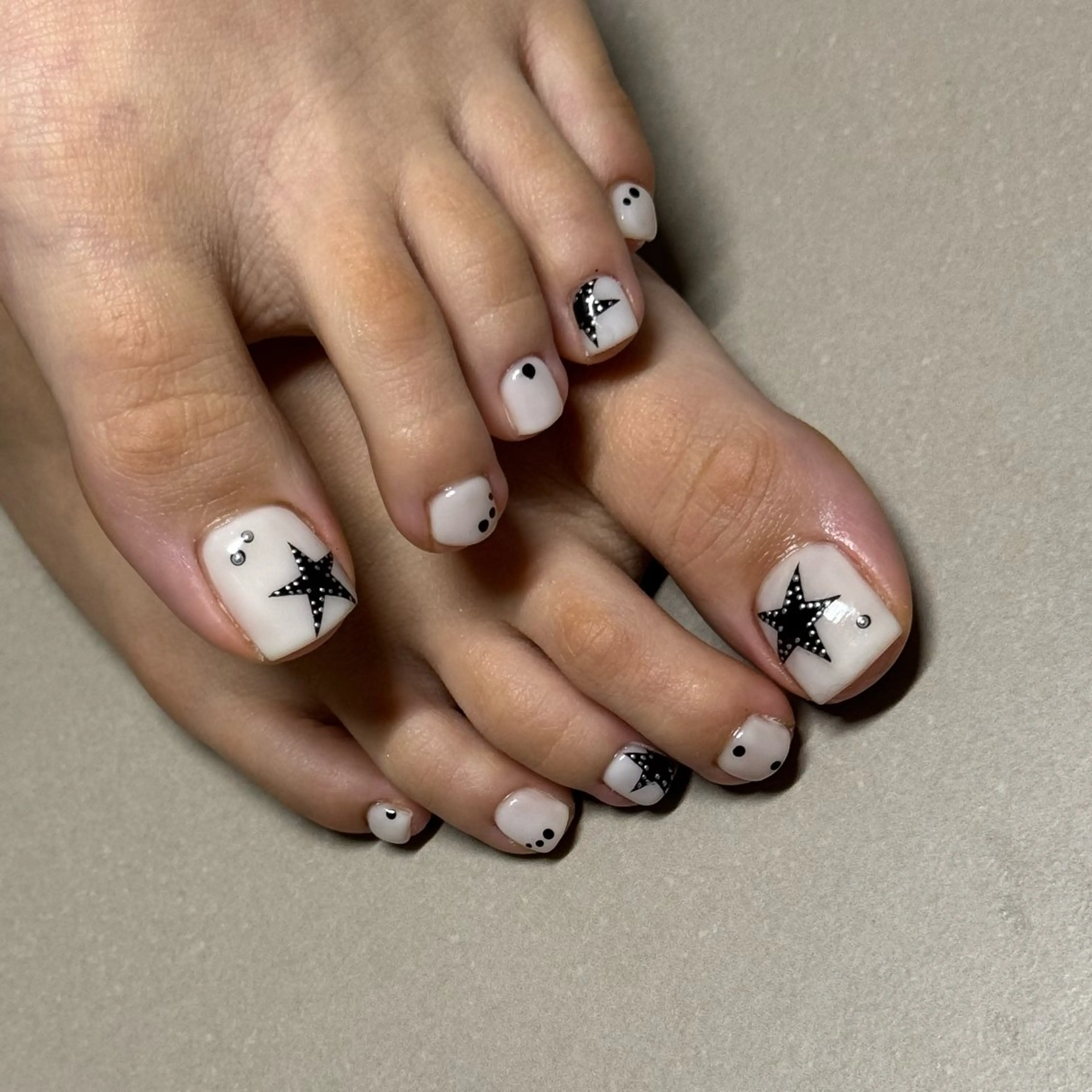 ネイル アートネイル フットネイル ハンドネイル Momoka ネイリスト福岡/薬院のネイルデザイン