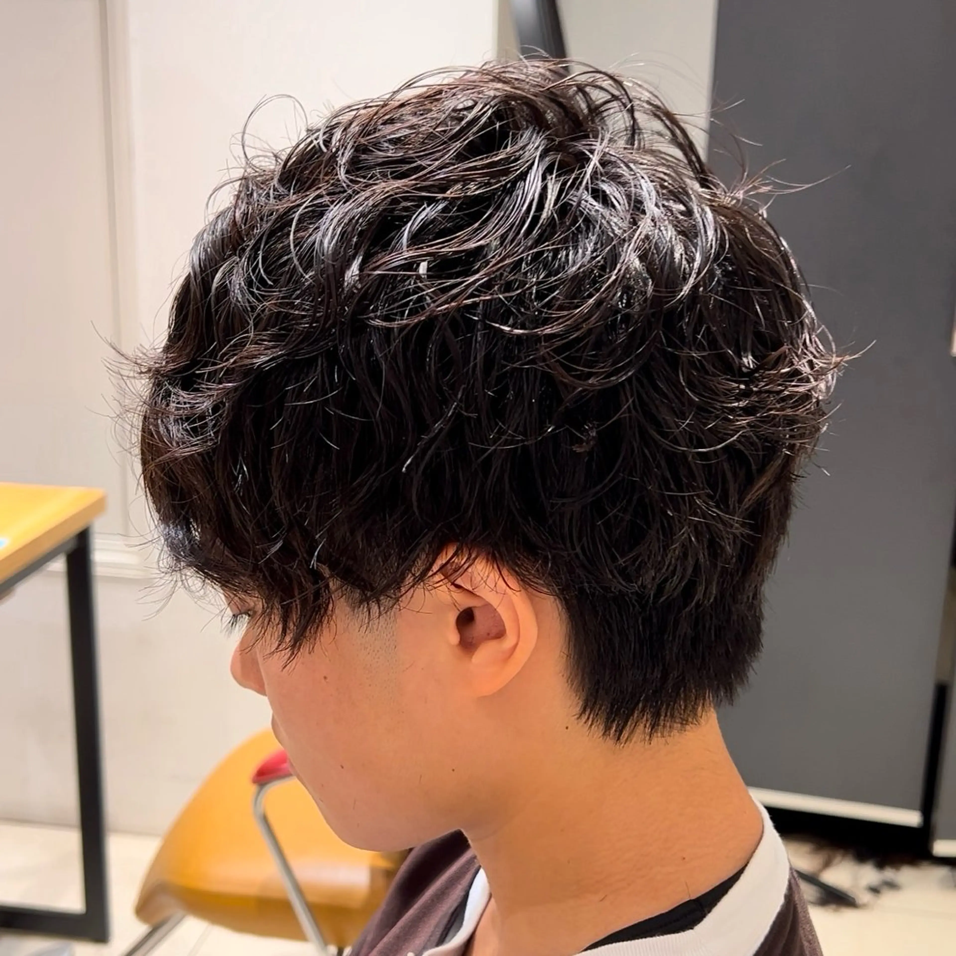 パーマ メンズ メンズパーマ カット パーマ メンズパーマは私一択 佐藤有紀のヘアスタイル