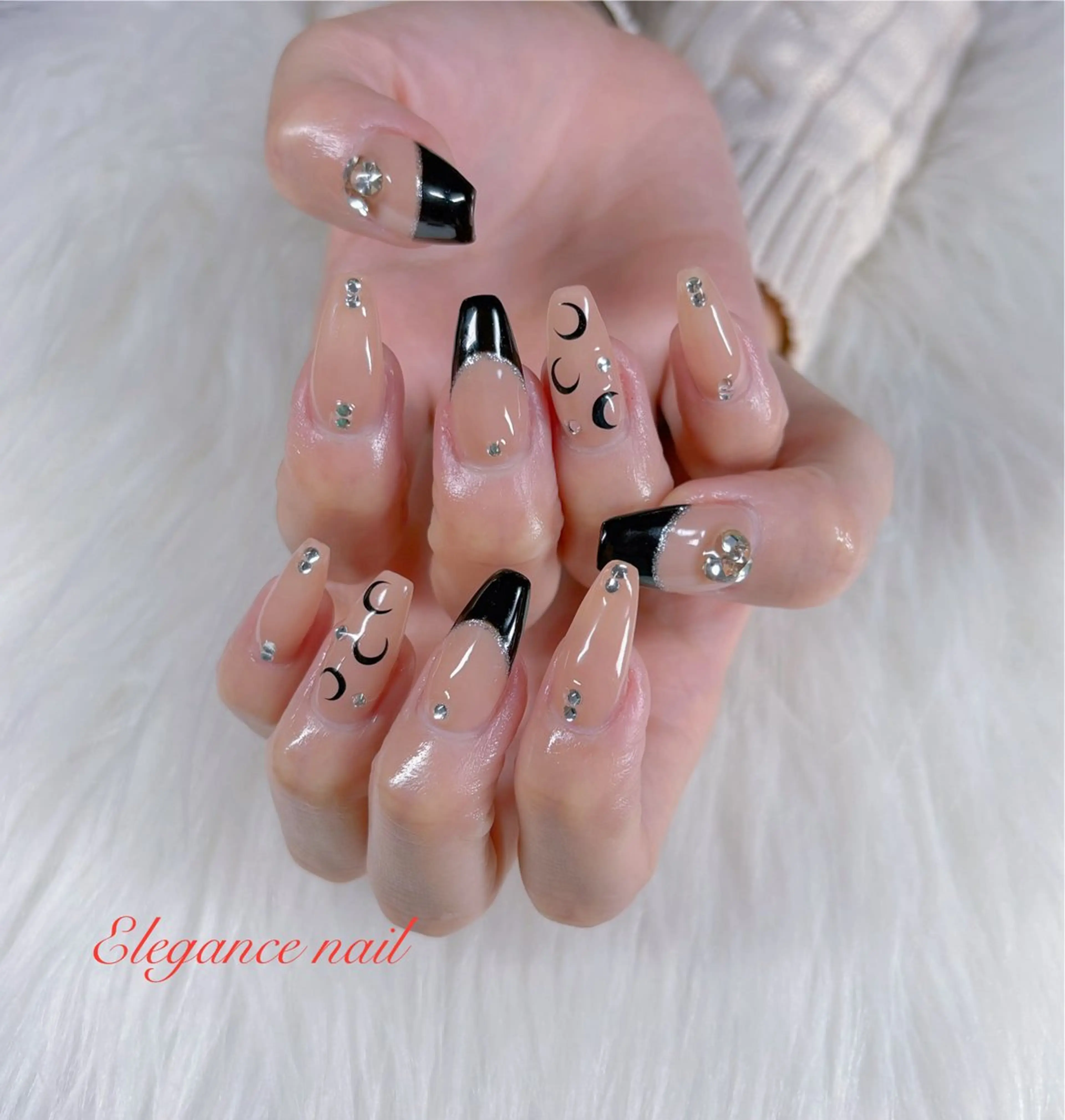 ネイル Elegance Nail所属・Elegance Nail本厚木店舗のネイルデザイン