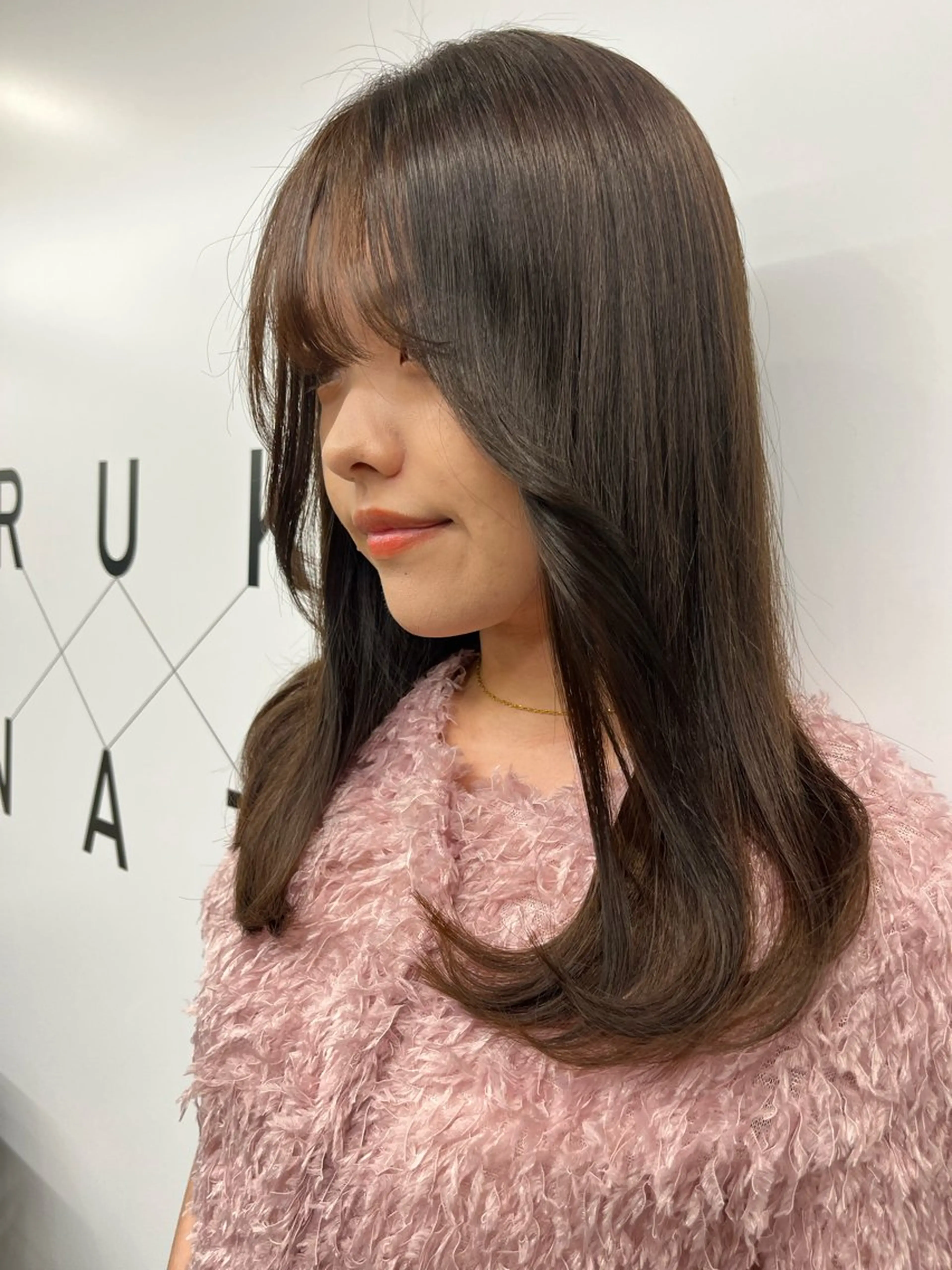 セミロング カラー ウスイマイコ カット/ケアカラーのヘアスタイル