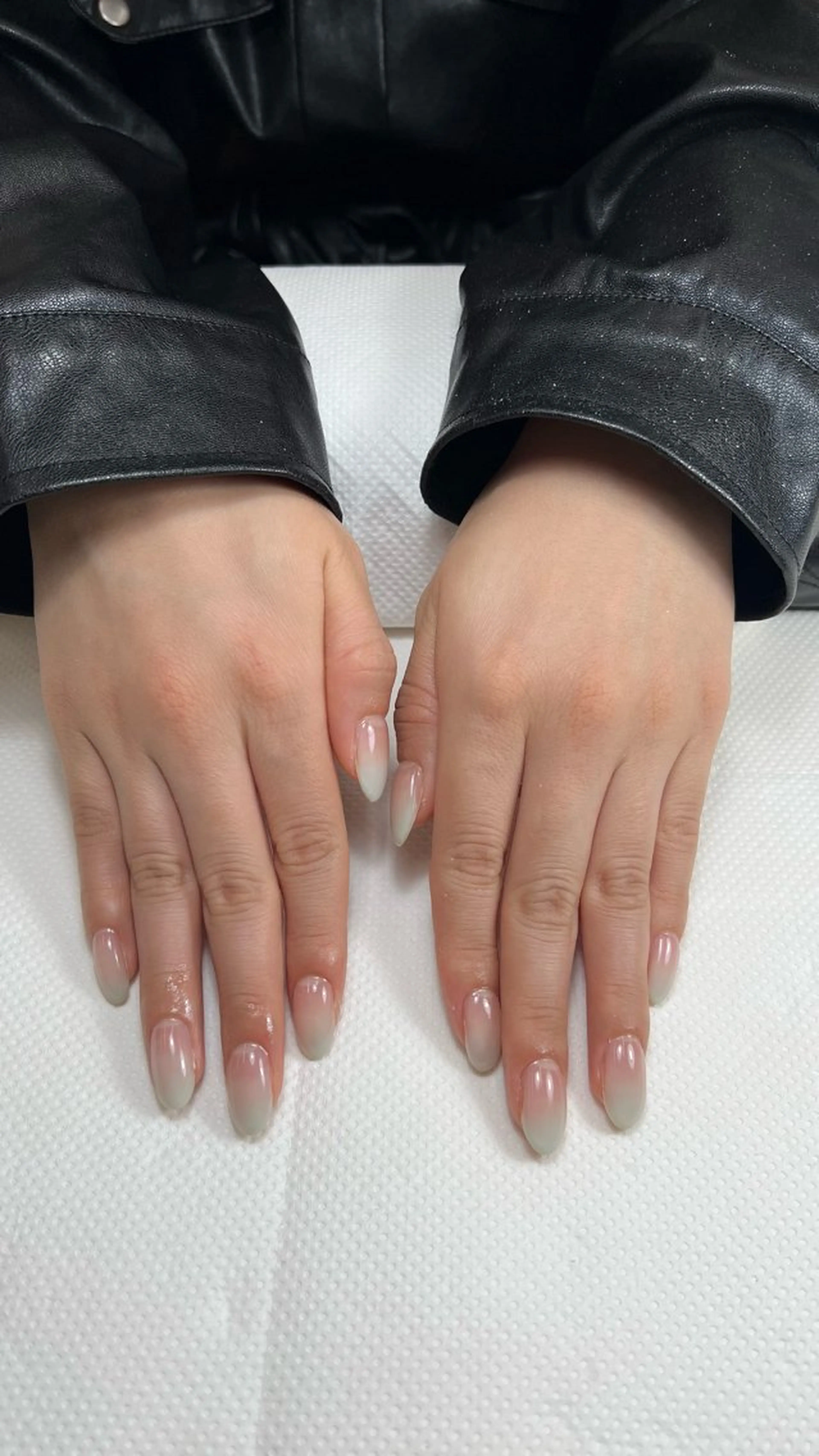 ネイル 名越 彩花のネイルデザイン