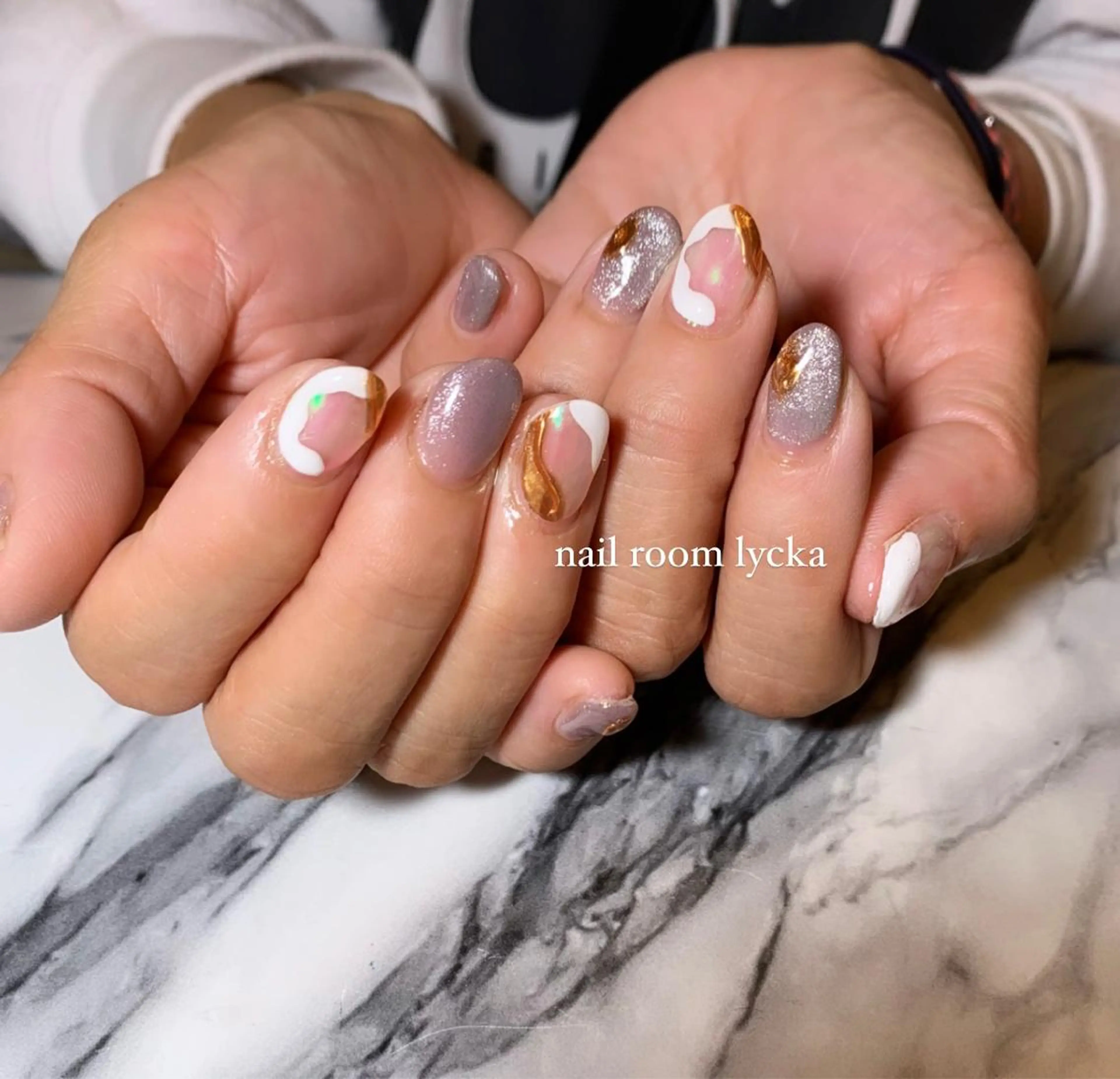 ネイル ﾈｲﾙﾙｰﾑﾘｯｶ 𝐦𝐚𝐲𝐮のネイルデザイン