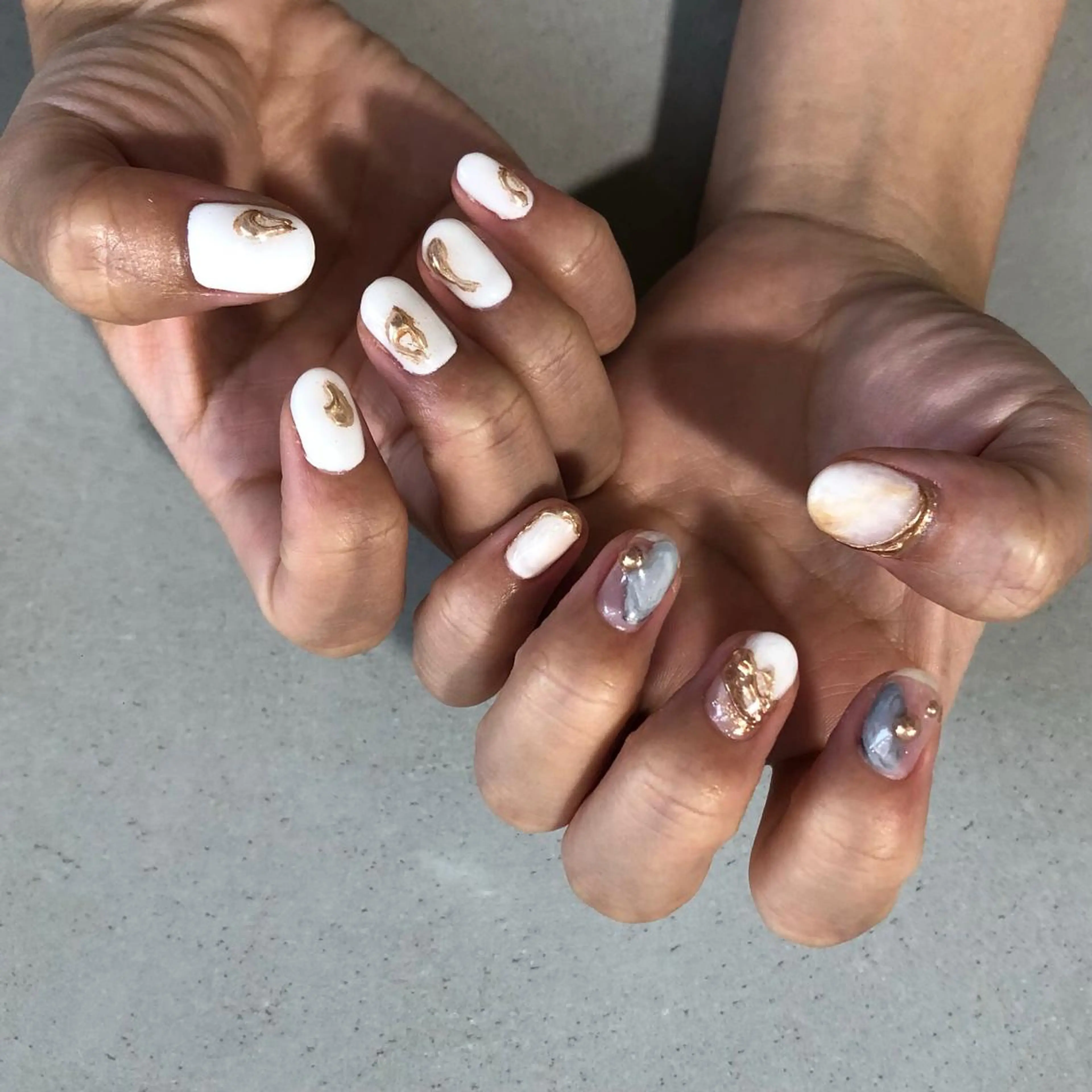 ネイル ニュアンスネイル ホワイト ハンドネイル ハンドケア le'a moe KONAMIのネイルデザイン