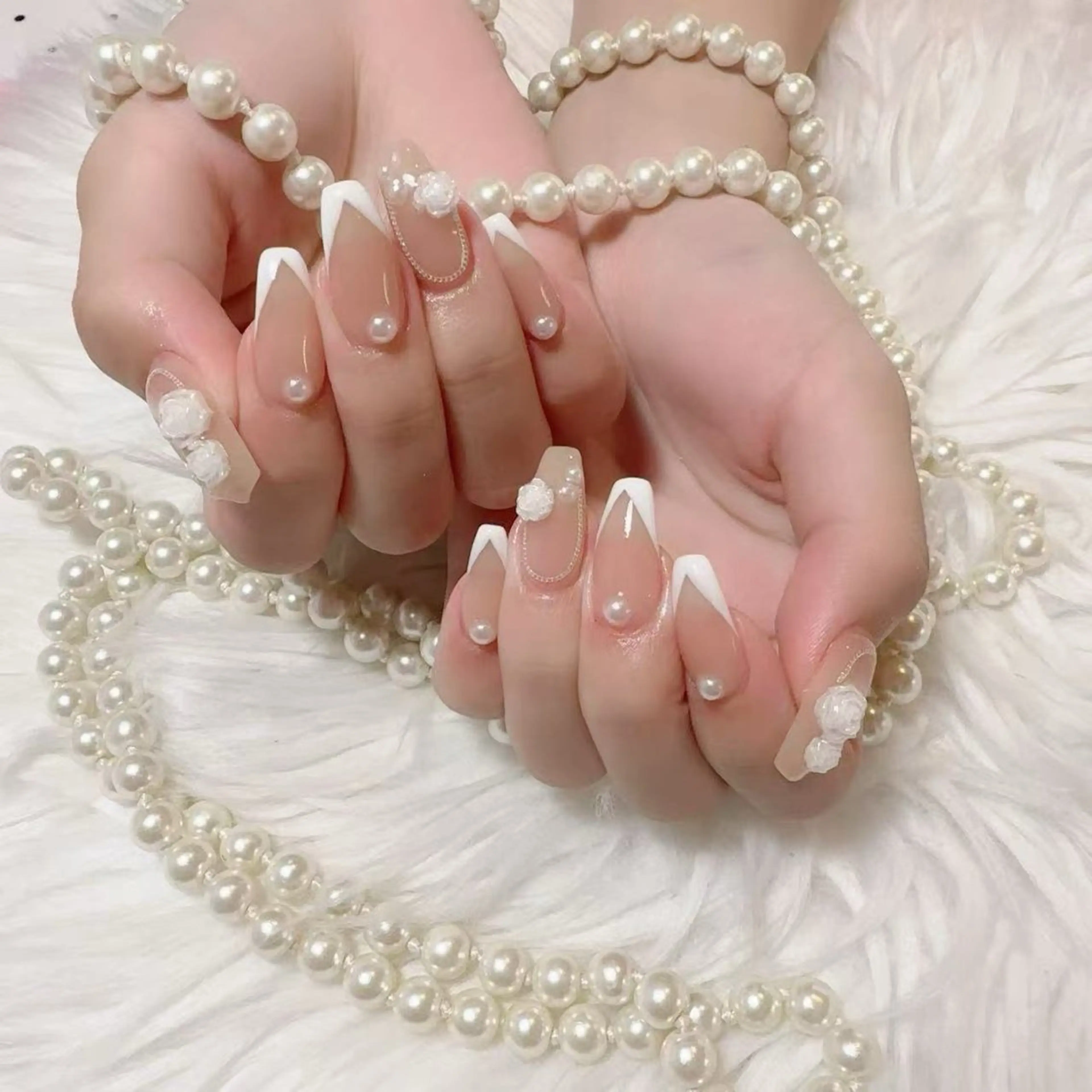 ネイル AILLYNAS nail&eyelash所属・Aillynas ネイリストのネイルデザイン