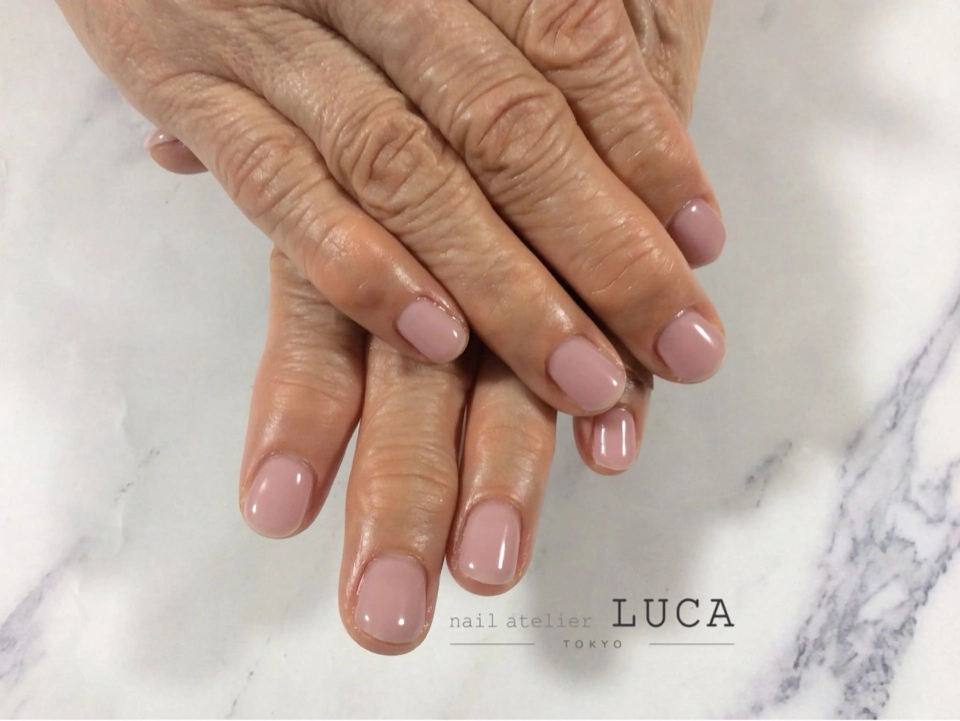 ネイル ジェルネイル オフィスネイル ワンカラーネイル パラジェル ピンク ネイルアトリエルカ 米原のネイルデザイン