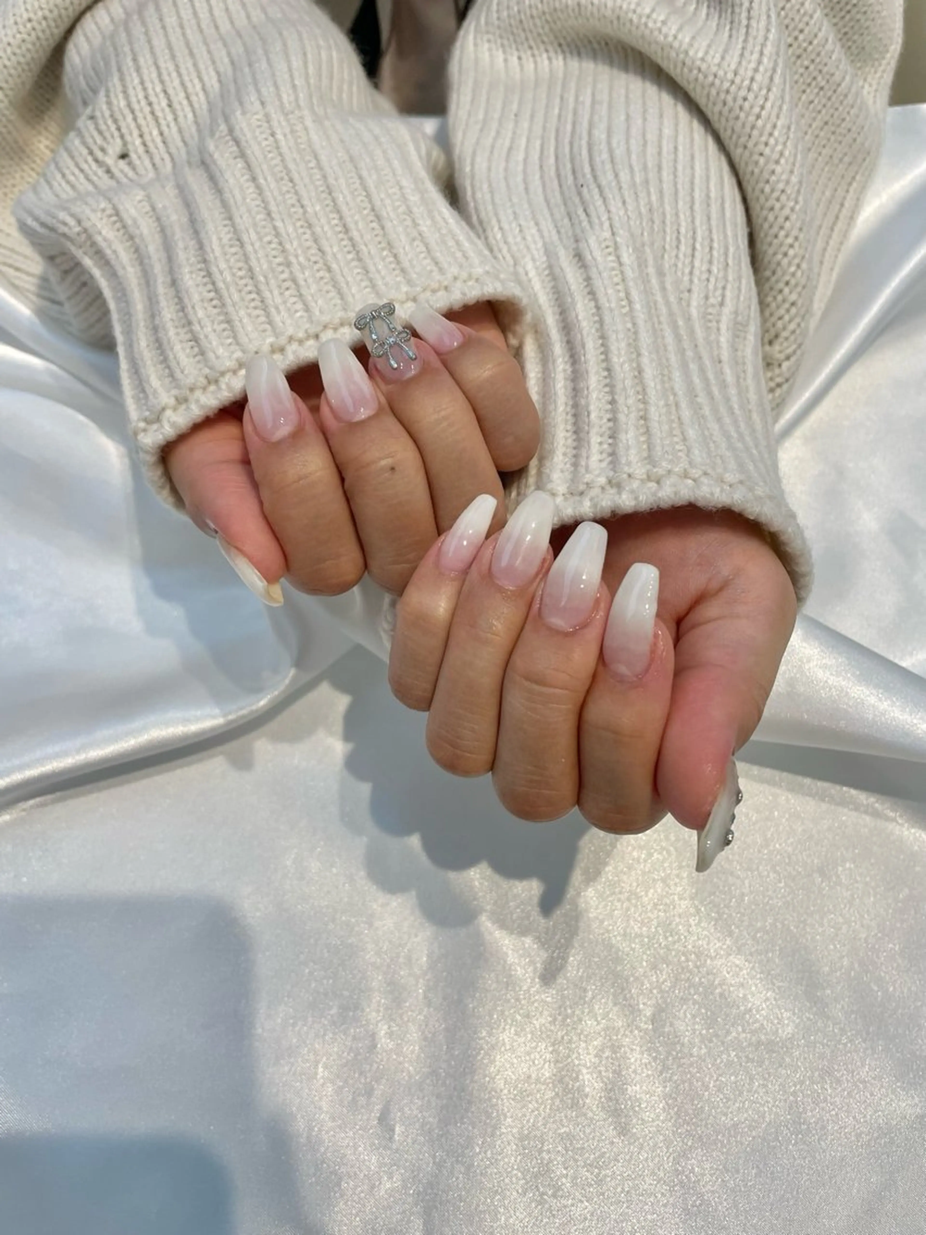 ネイル ハンドネイル ROA NAILのネイルデザイン