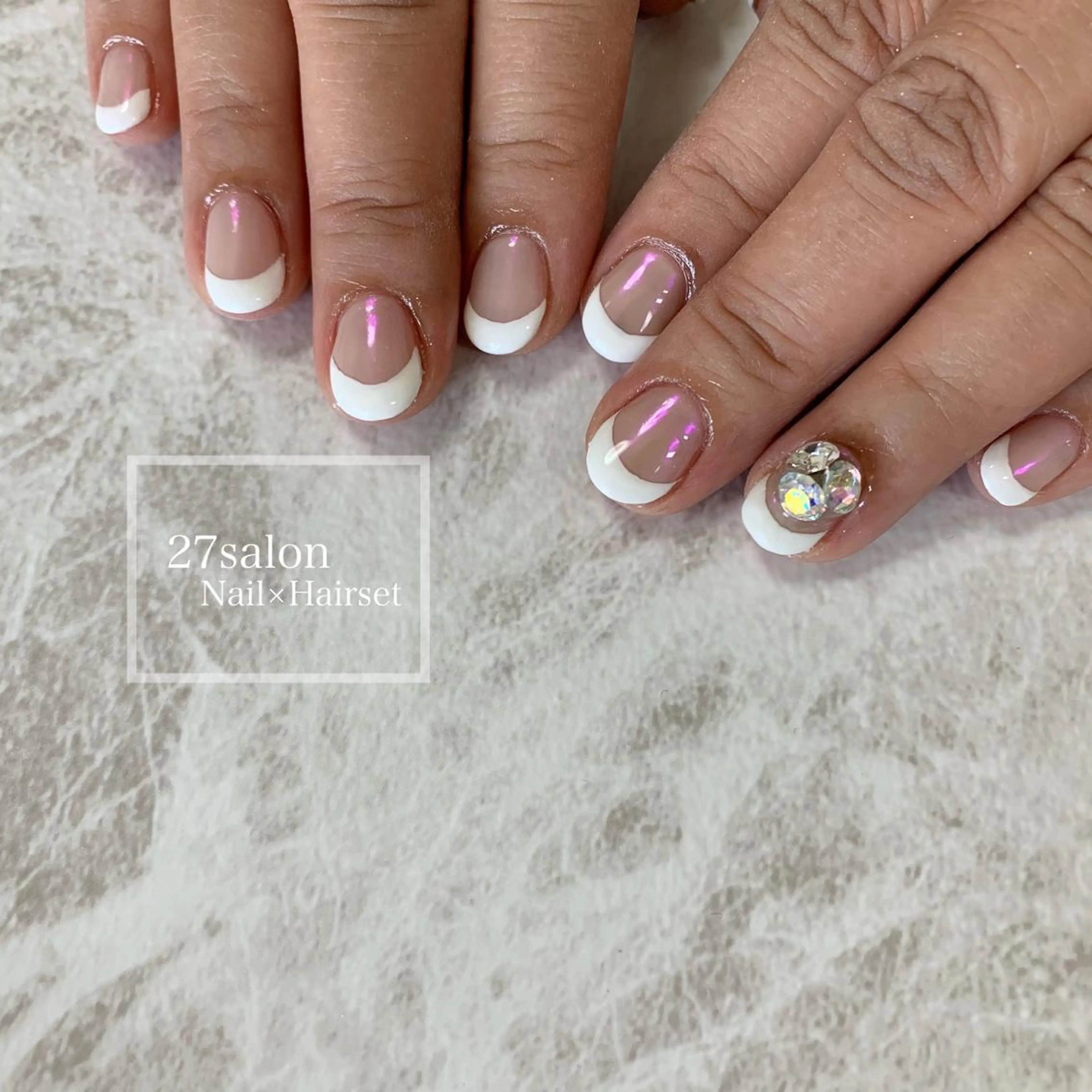 ネイル オーロラネイル フレンチネイル 27salon yuinaのネイルデザイン