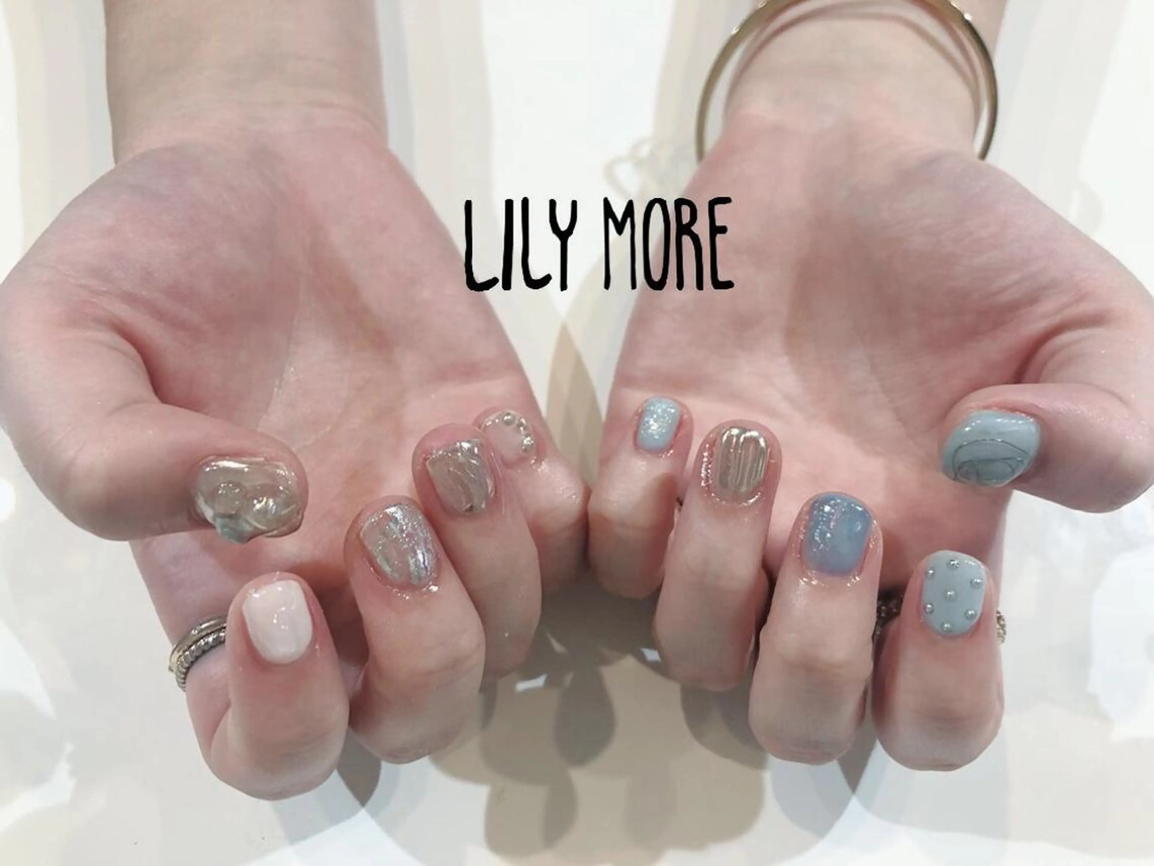 ネイル ニュアンスネイル Lily closetのネイルデザイン
