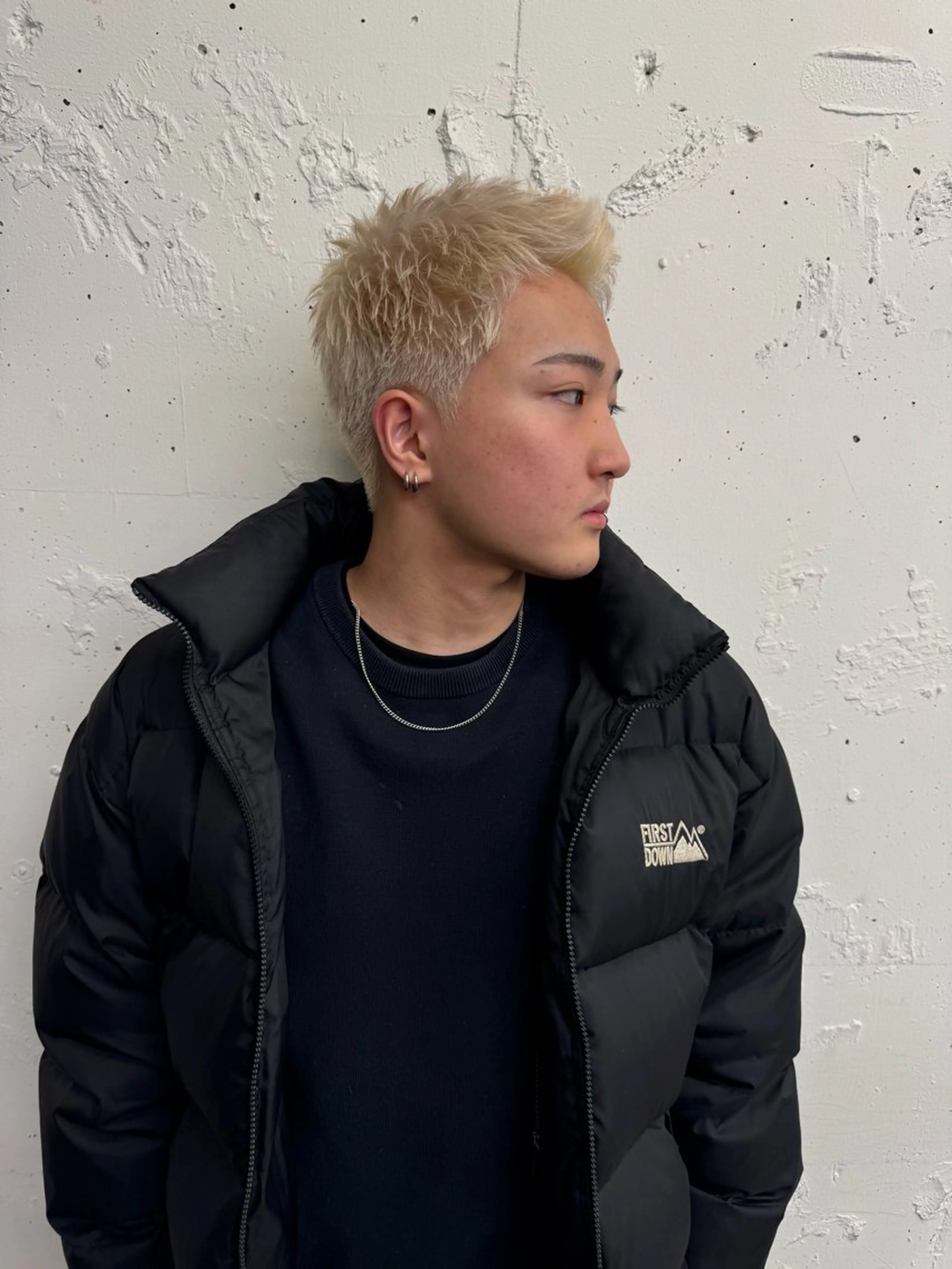 ショート カラー メンズ メンズブリーチ フェードカット メンズショート スキンフェード スパイキーショート カット ヘアカラー トリートメント 💈メンズ特化💈 TASUKUのヘアスタイル