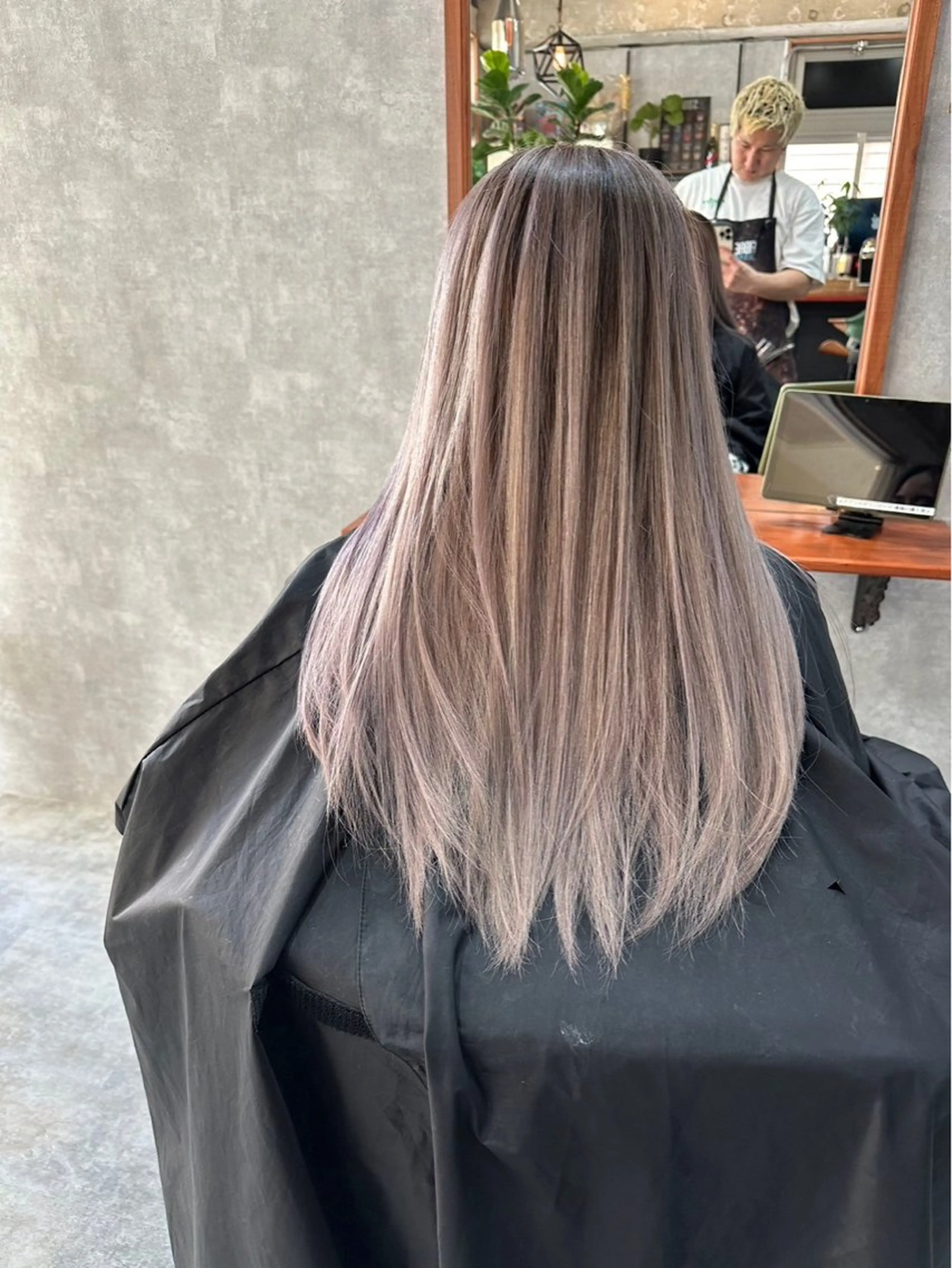 ロング カラー C'LD Hair Produce【シールドヘアープロデュース】所属・シールドヘアー/那覇 /縮毛矯正/ブリーチのヘアスタイル