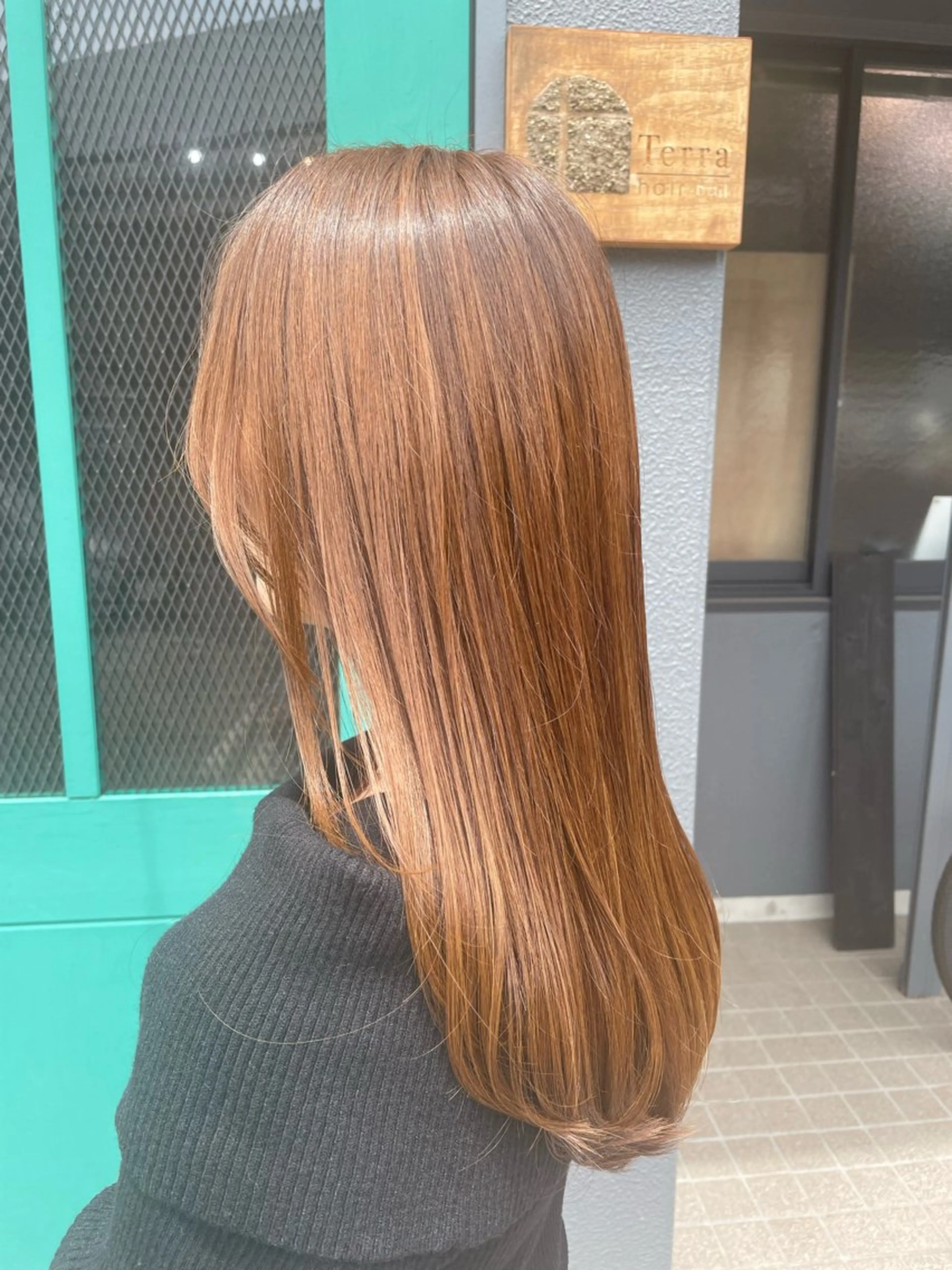 ロング カラー 顔周りカット レイヤーカット ヘアカラー トリートメント Urio所属・今雪 聡美のヘアスタイル