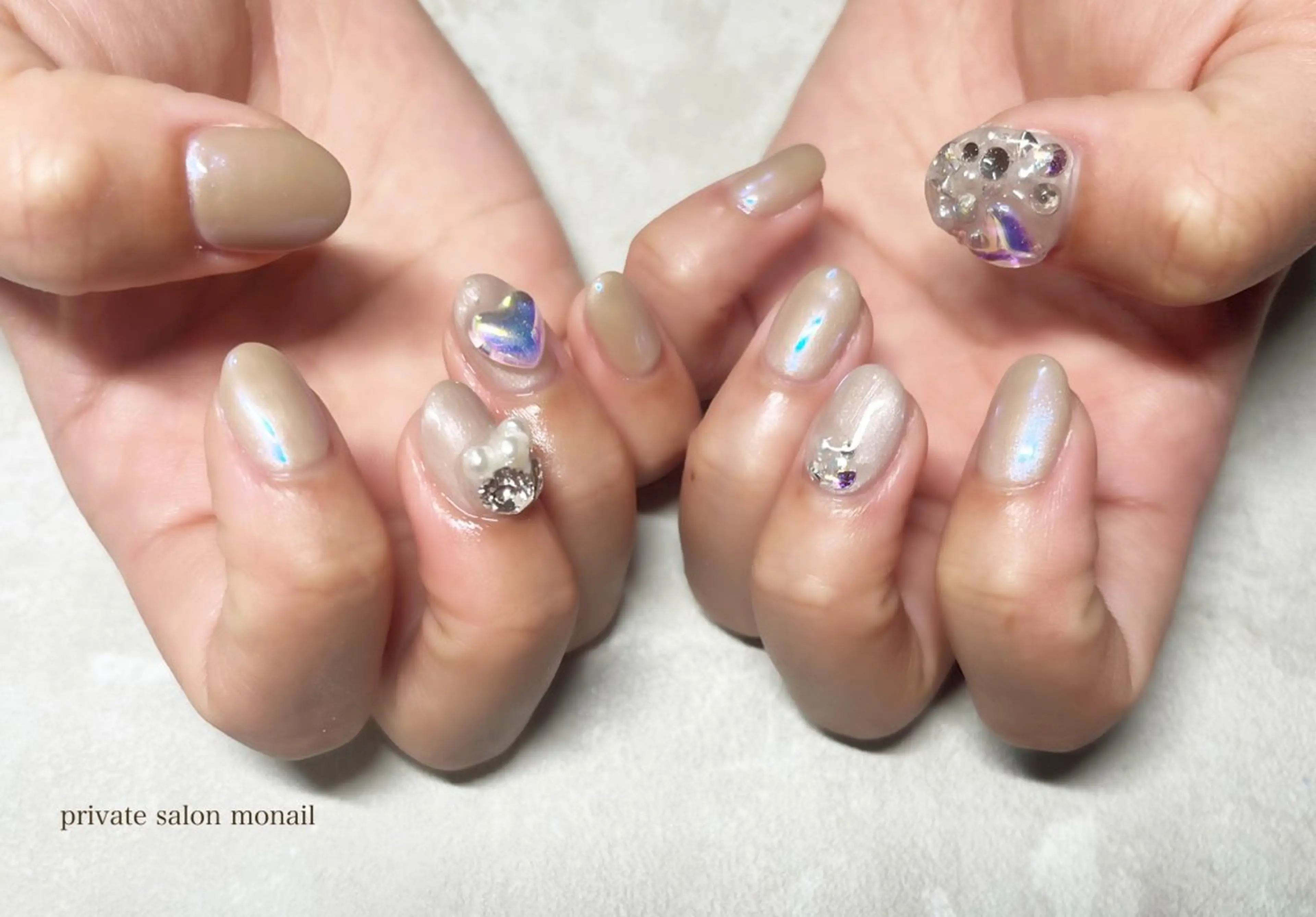 ネイル ストーンネイル ハンドネイル private  nail monail所属・nail salon monailのネイルデザイン