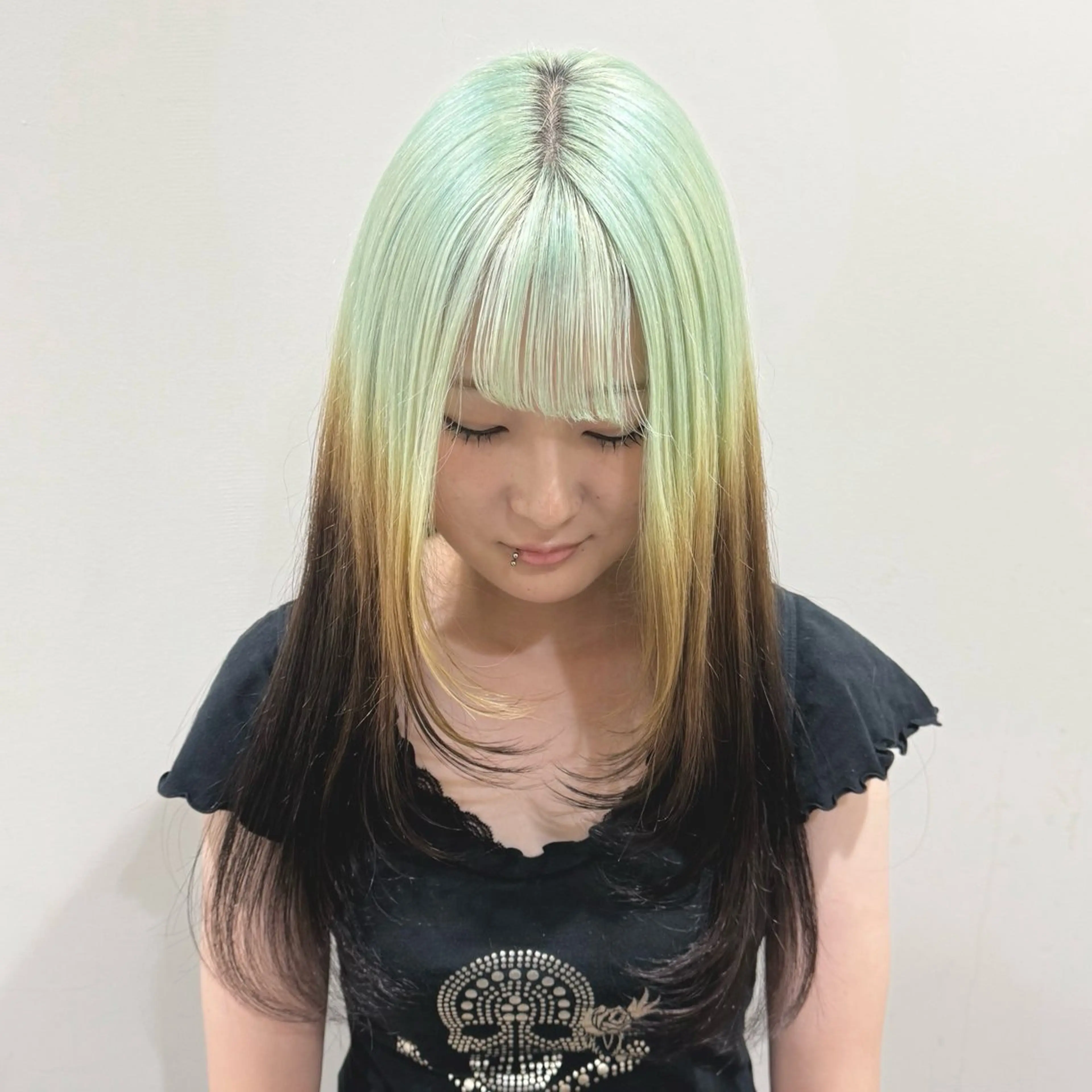 ロング カラー カット ヘアカラー トリートメント ヘッドスパ 女性支持率No.1ハ イトーン特化神田真志のヘアスタイル