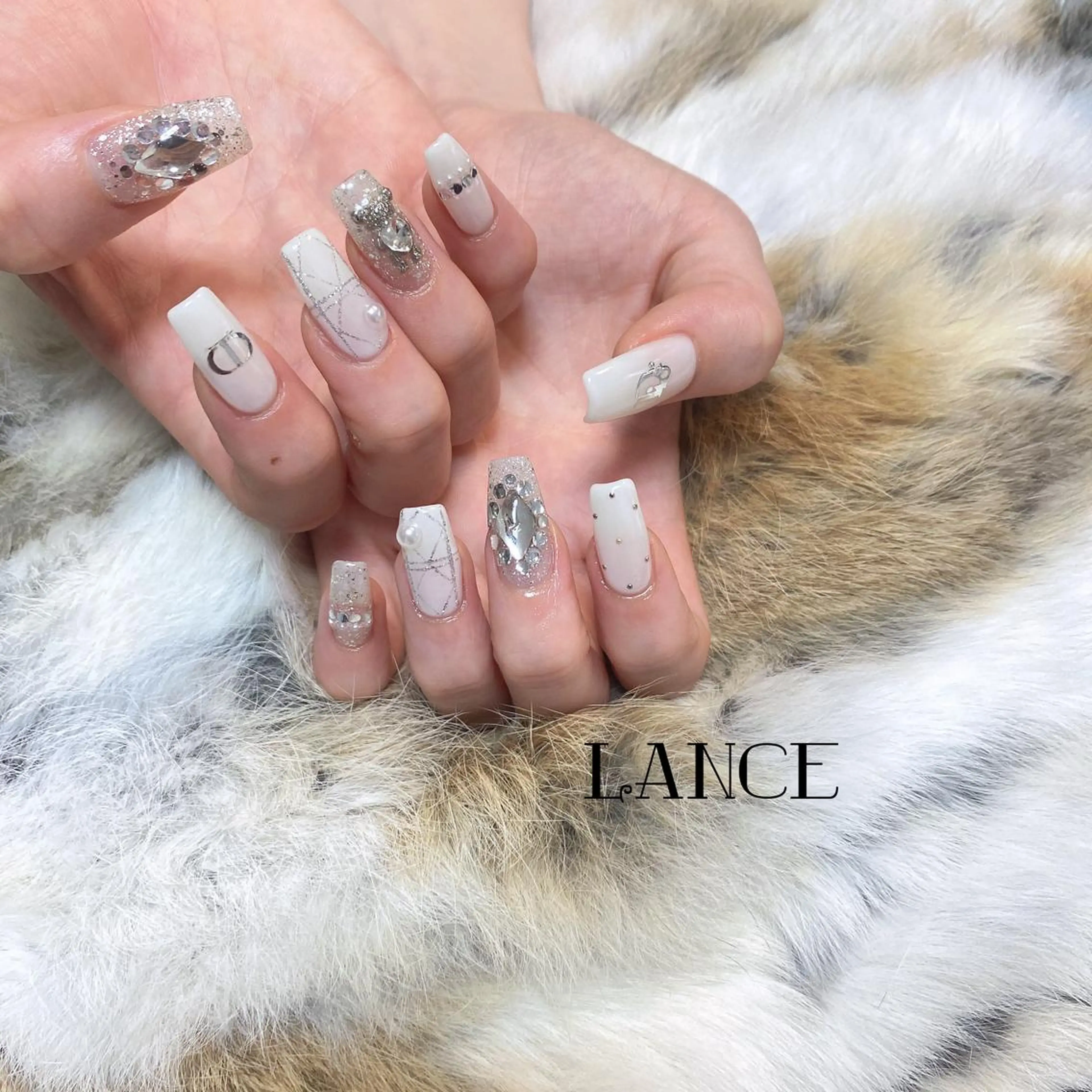 ミディアム Lance nailのネイルデザイン