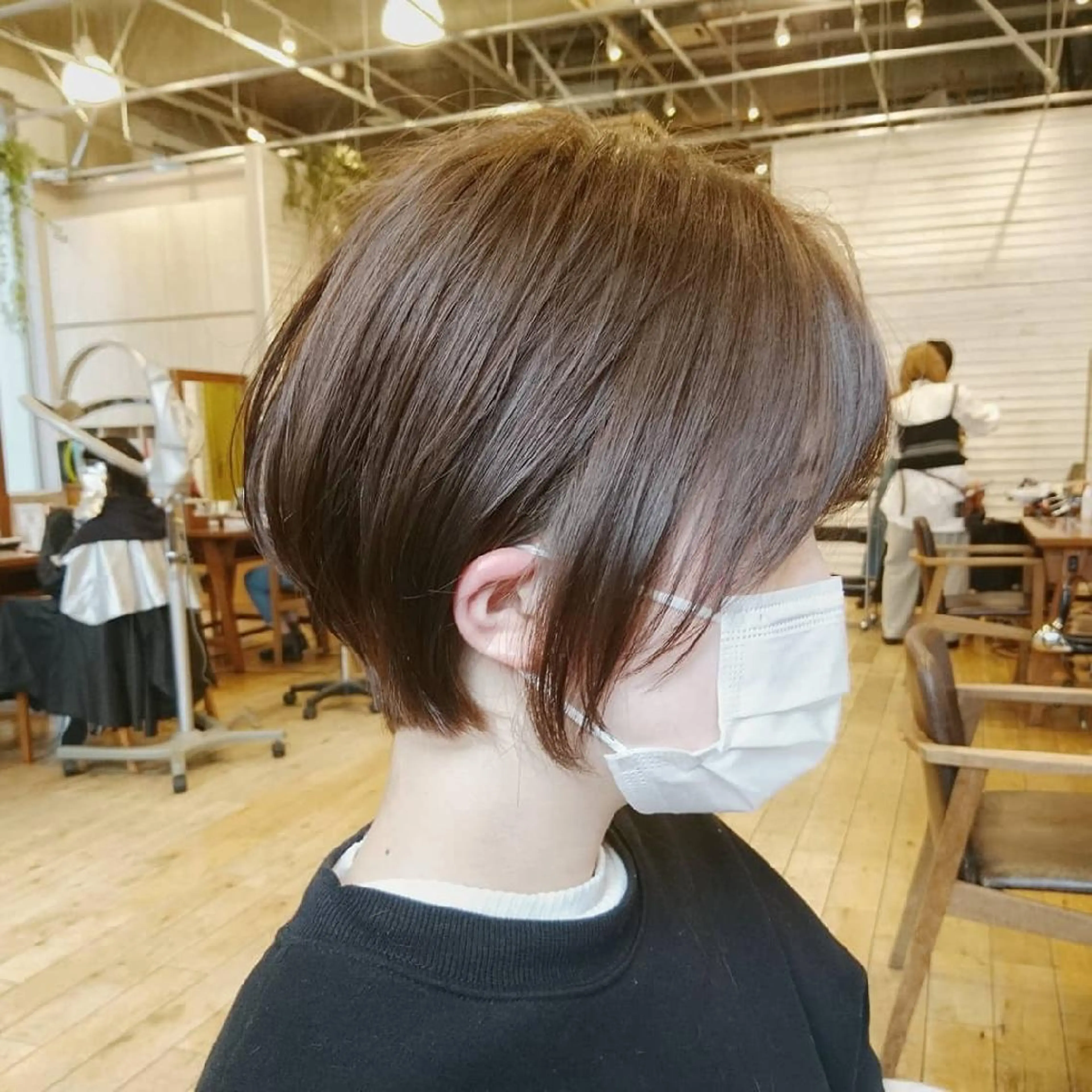 ショート カラー youres hair はなれ店所属・髪質改善🌸縮毛矯正 専門家💖後藤のヘアスタイル