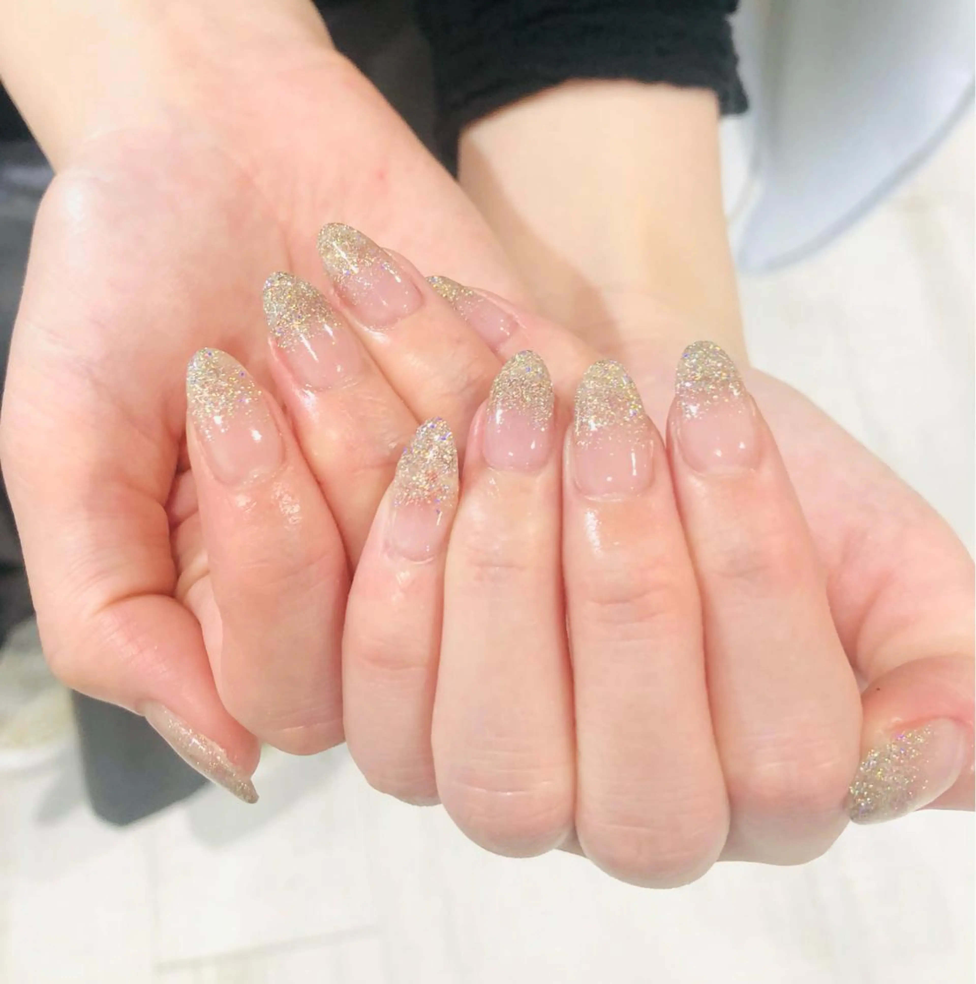 ネイル フラッシュネイル フレンチネイル ラメ(グリッター) ラメグラデーション マグネットネイル H3(エイチスリー)所属・H3 hitoのネイルデザイン