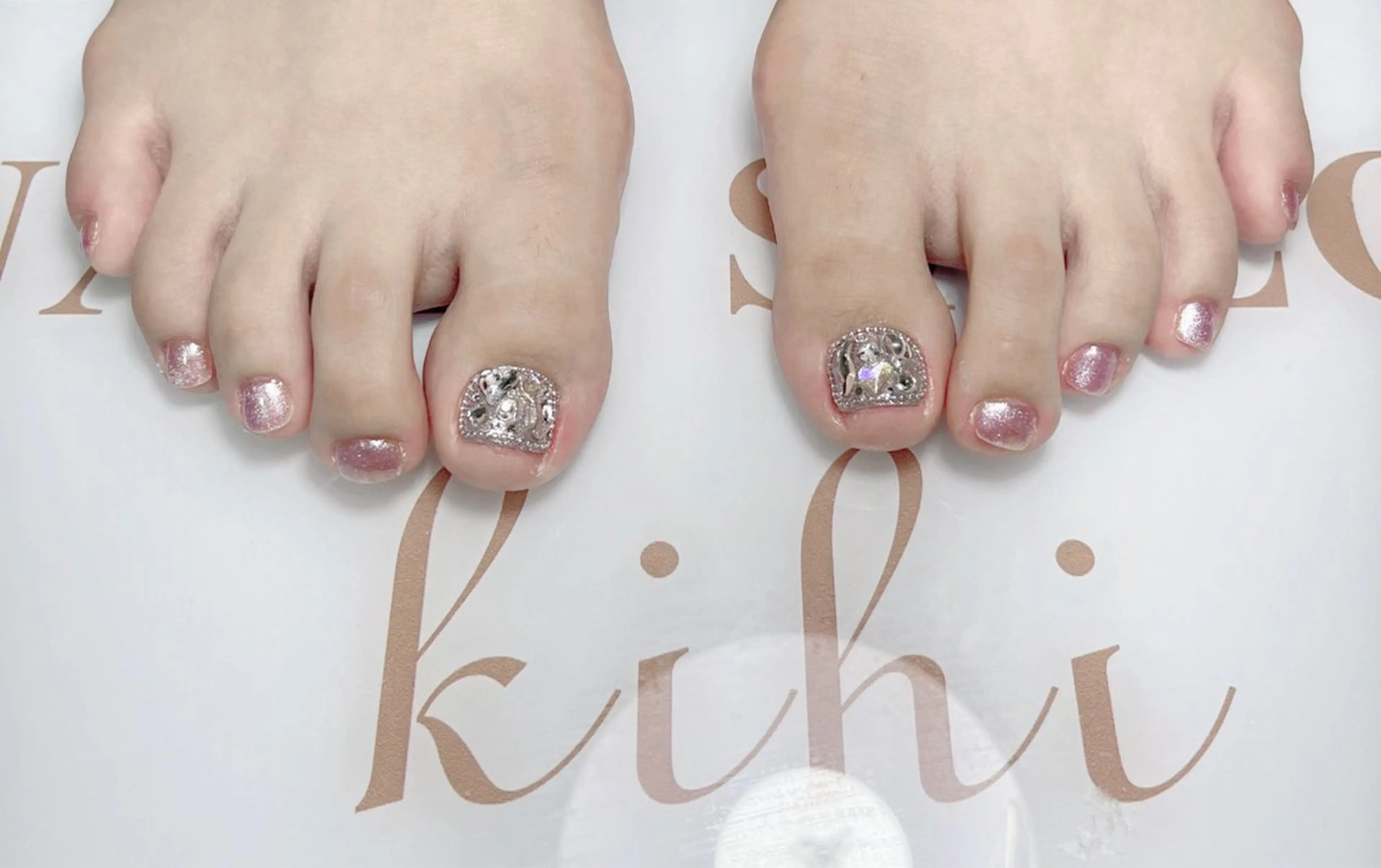 ネイル フットネイル 小林 あゆみのネイルデザイン