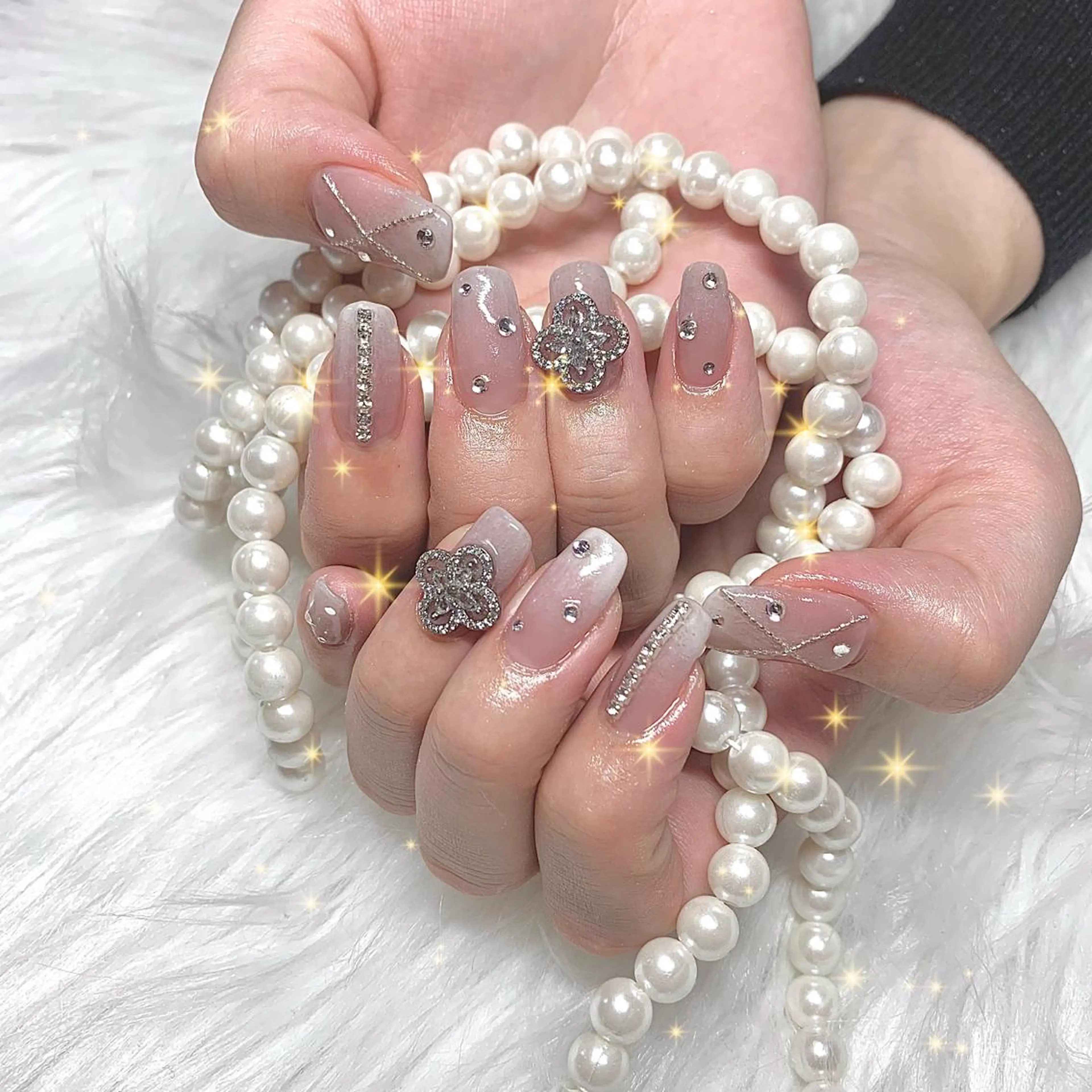 ネイル élu by Noriko 前原のネイルデザイン