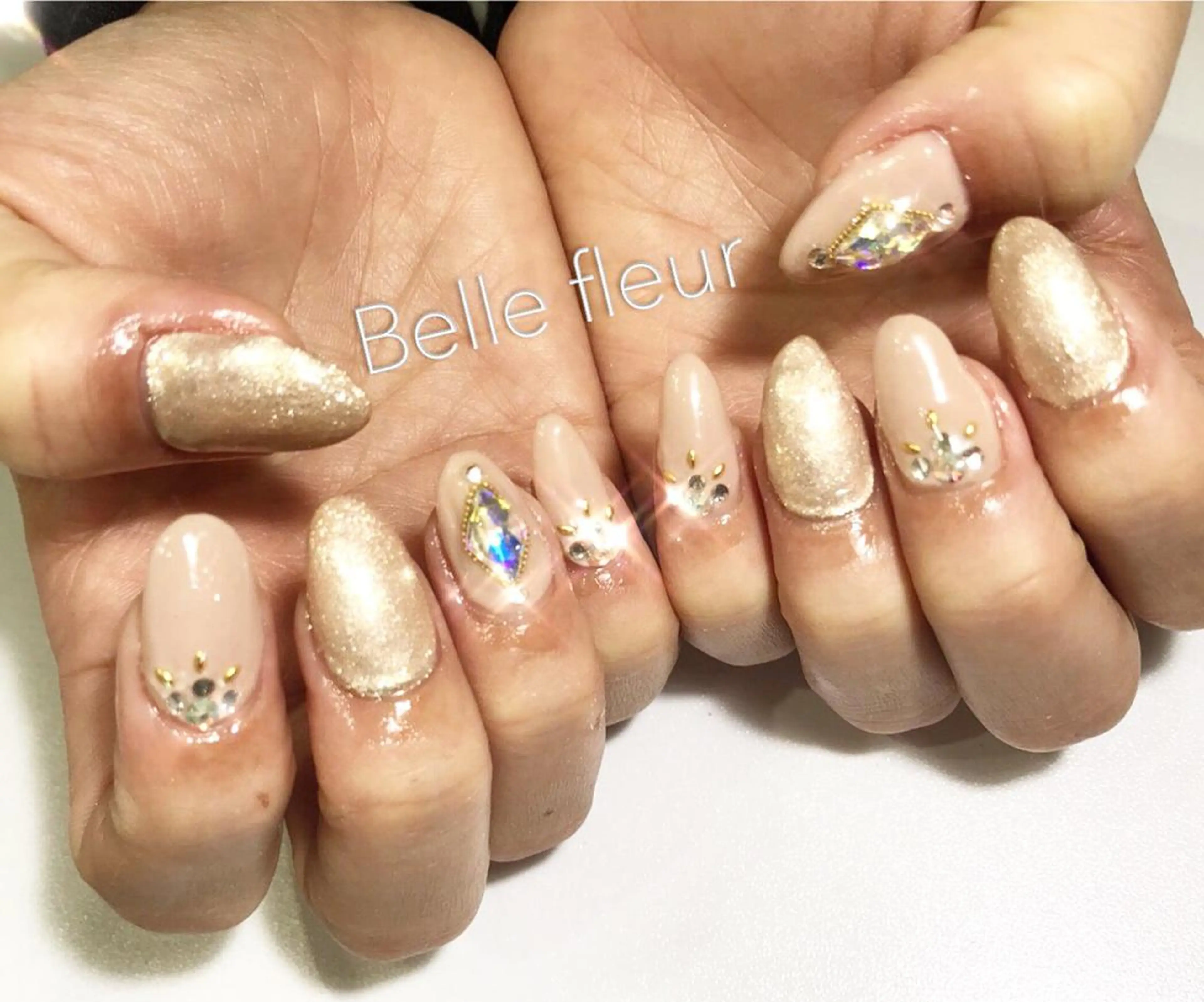 セミロング ネイル Belle fleurのネイルデザイン