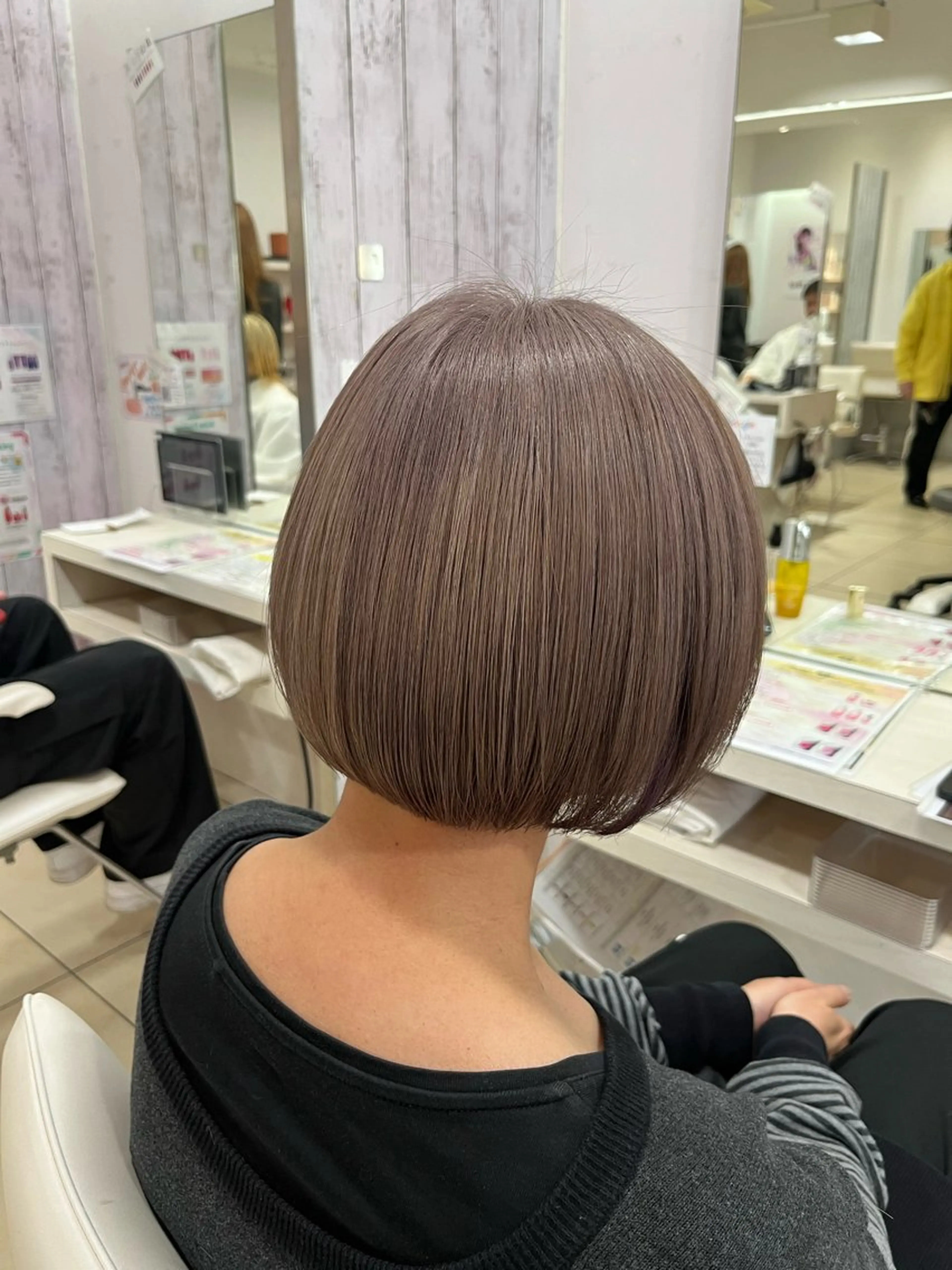 ショート カラー ラベンダーカラー シルバー ヘアカラー 🤎ベージュカラー/ 髪質改善/山岸🤎のヘアスタイル
