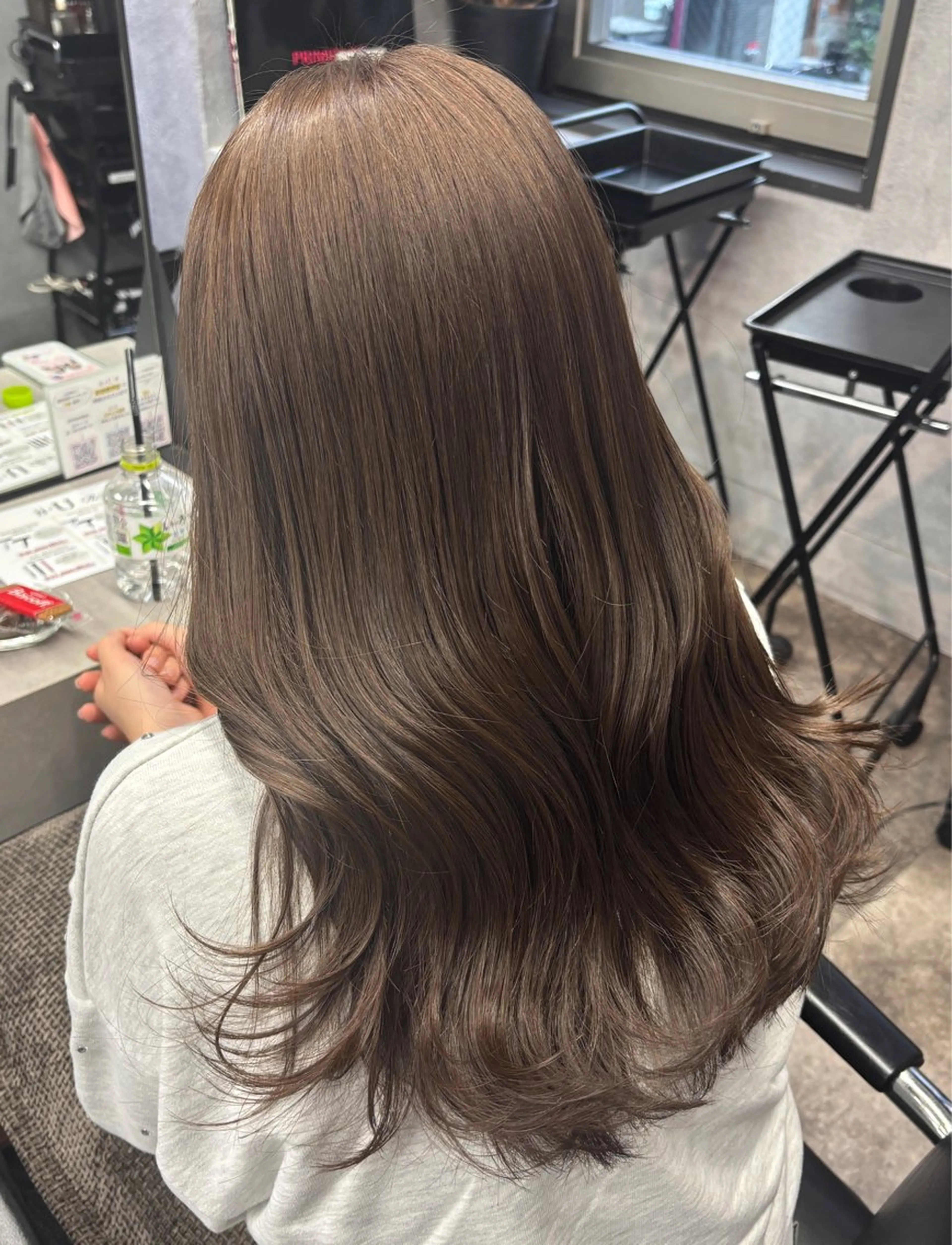 セミロング カラー ベージュカラー ブリーチ 透明感カラー ブリーチなしカラー くびれヘア レイヤーカット×暖色 カラー🎀ASAKAのヘアスタイル