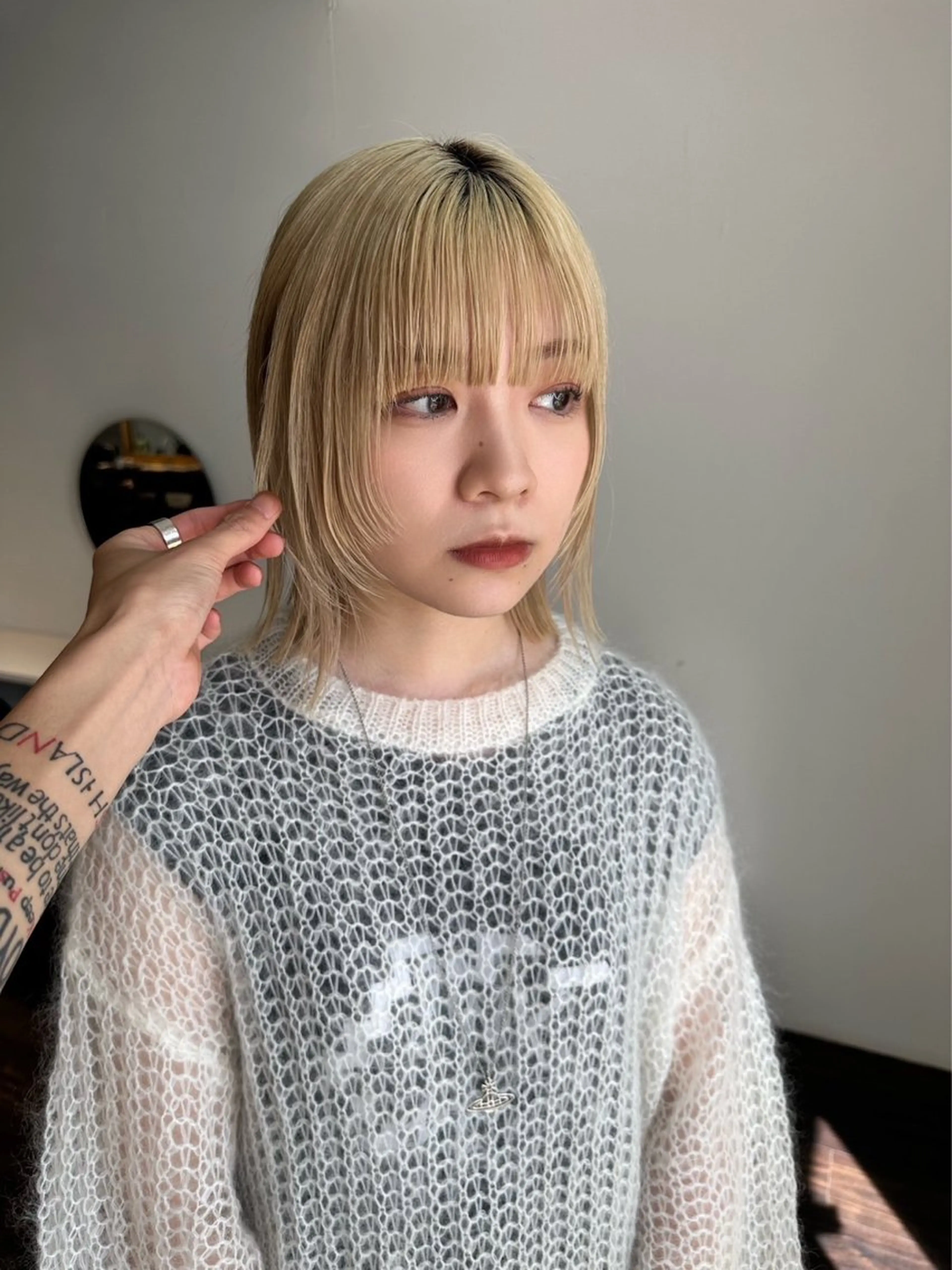 ミディアム カラー 顔周りカット レイヤーカット ウルフカット カット ヘアカラー トリートメント ワンホンヘア ケラチン/Kaitoのヘアスタイル