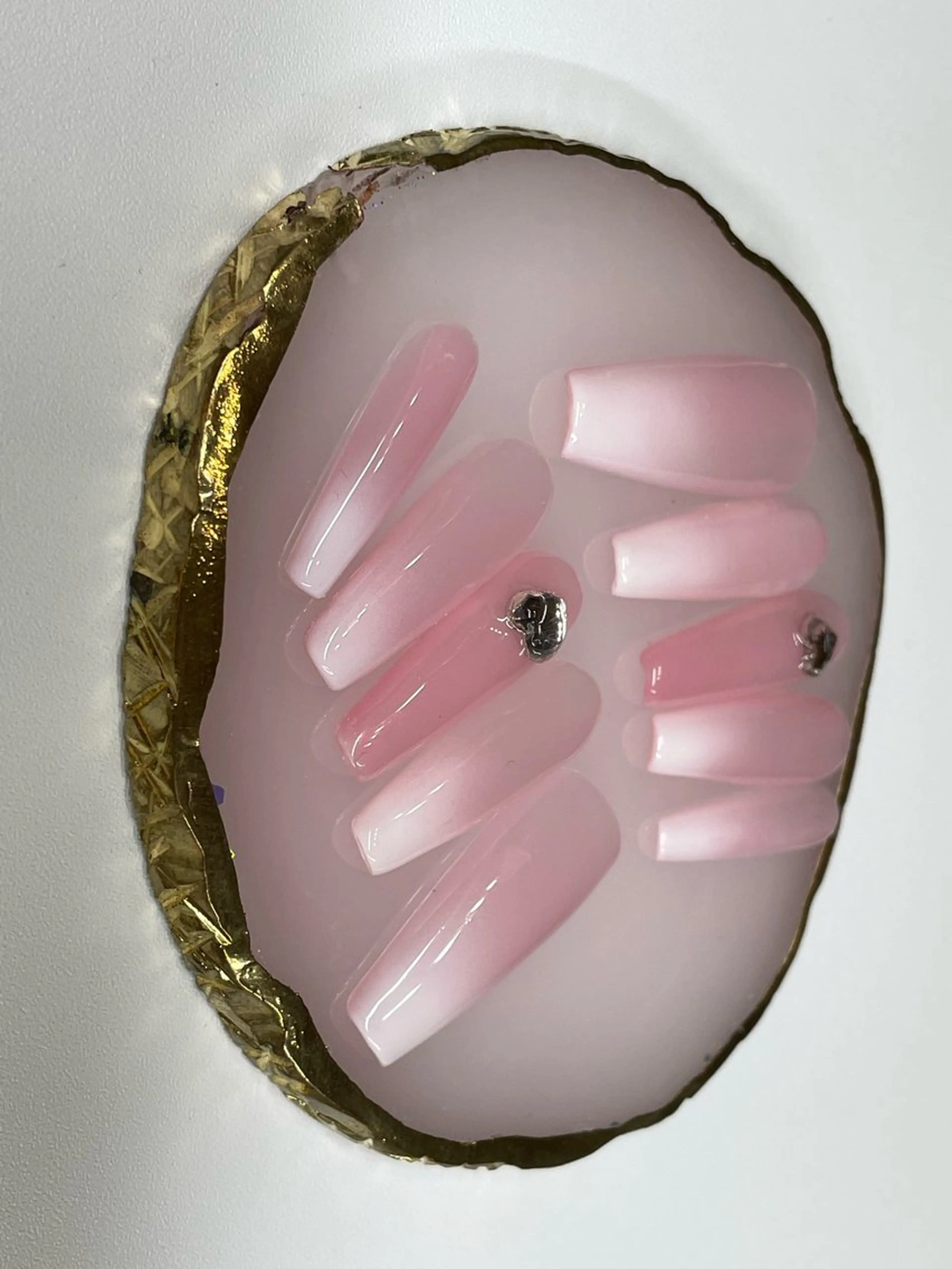 ネイル ネイルチップ ハンドネイル ネイルサロン　キュアリーネ所属・ネイルサロン キュアリーネのネイルデザイン