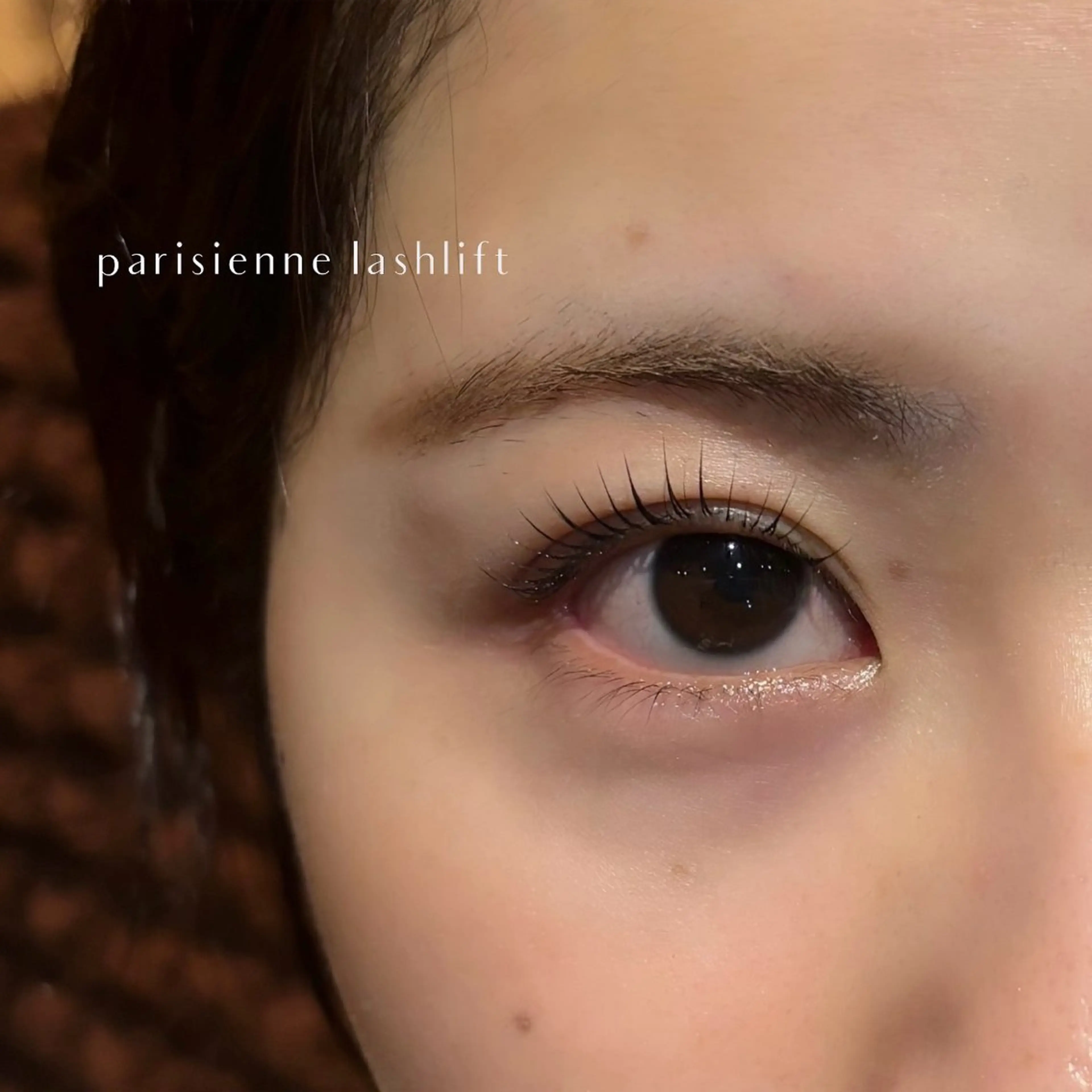 マツエク・マツパ LUCY NAIL&EYE所属・LUCY心斎橋 奥野の眉毛・アイブロウイメージ