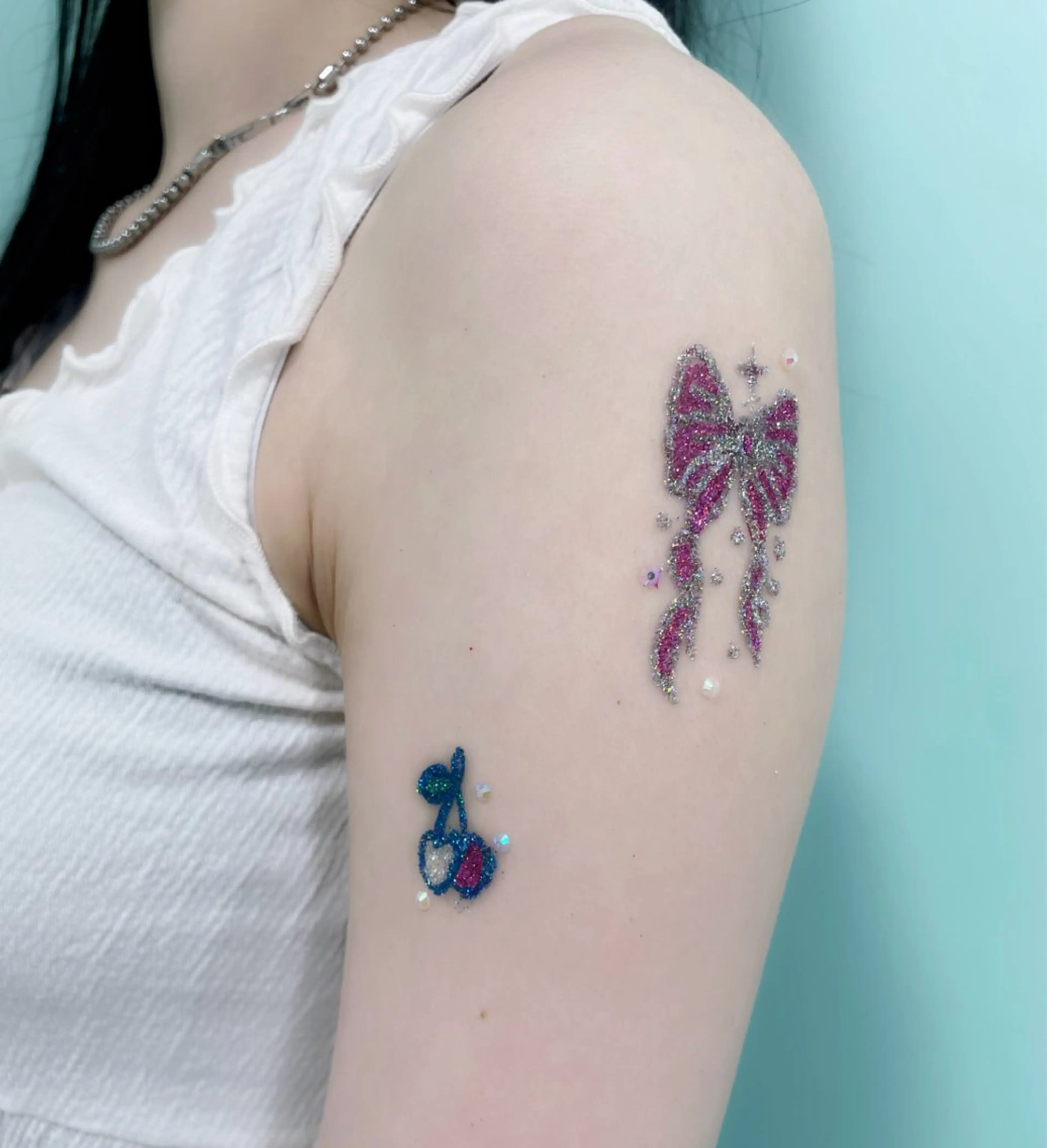 。 Omiのネイルデザイン