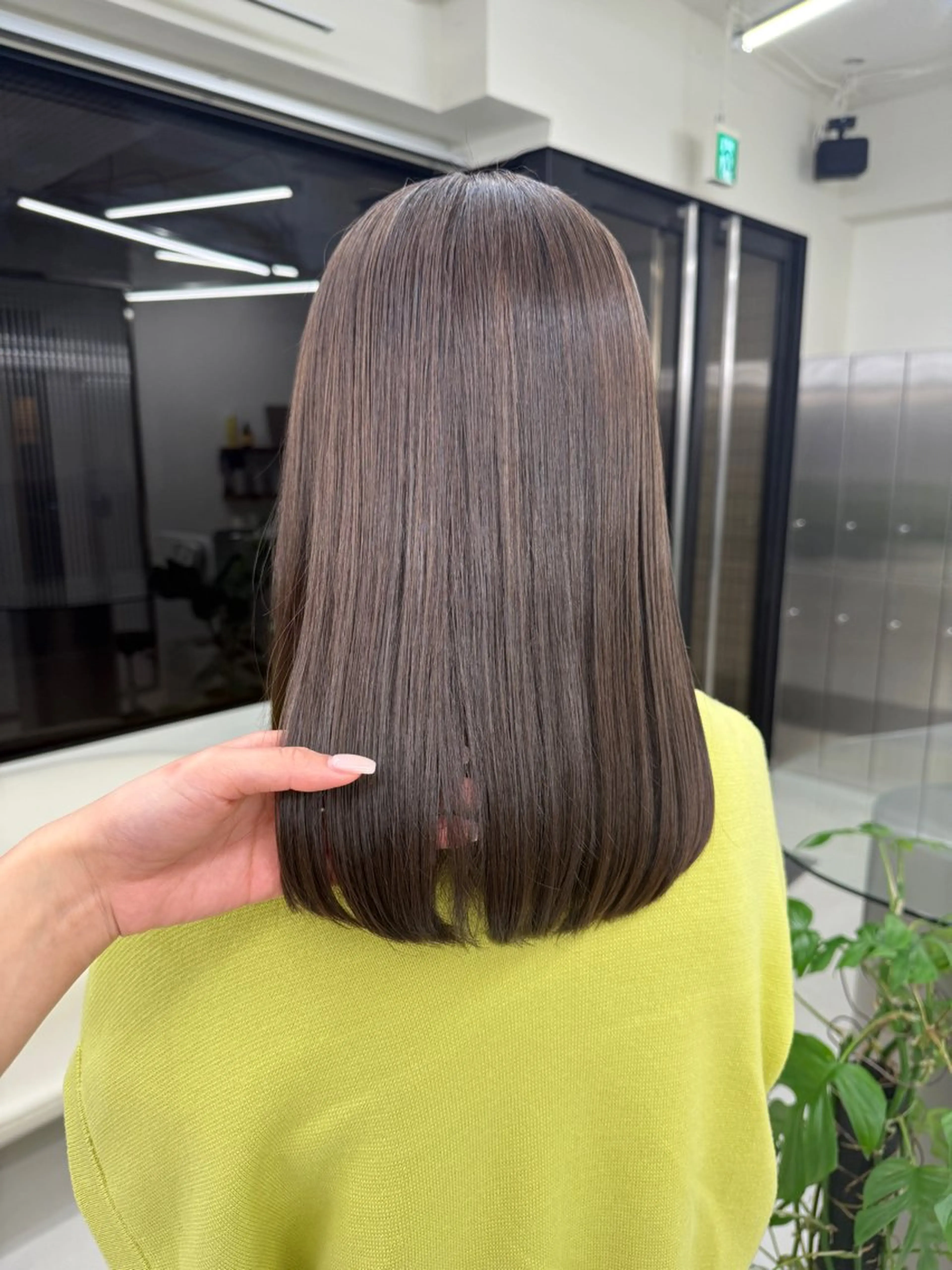 セミロング カラー カット ヘアカラー トリートメント 表参道/赤み無し 透明感 colorのヘアスタイル