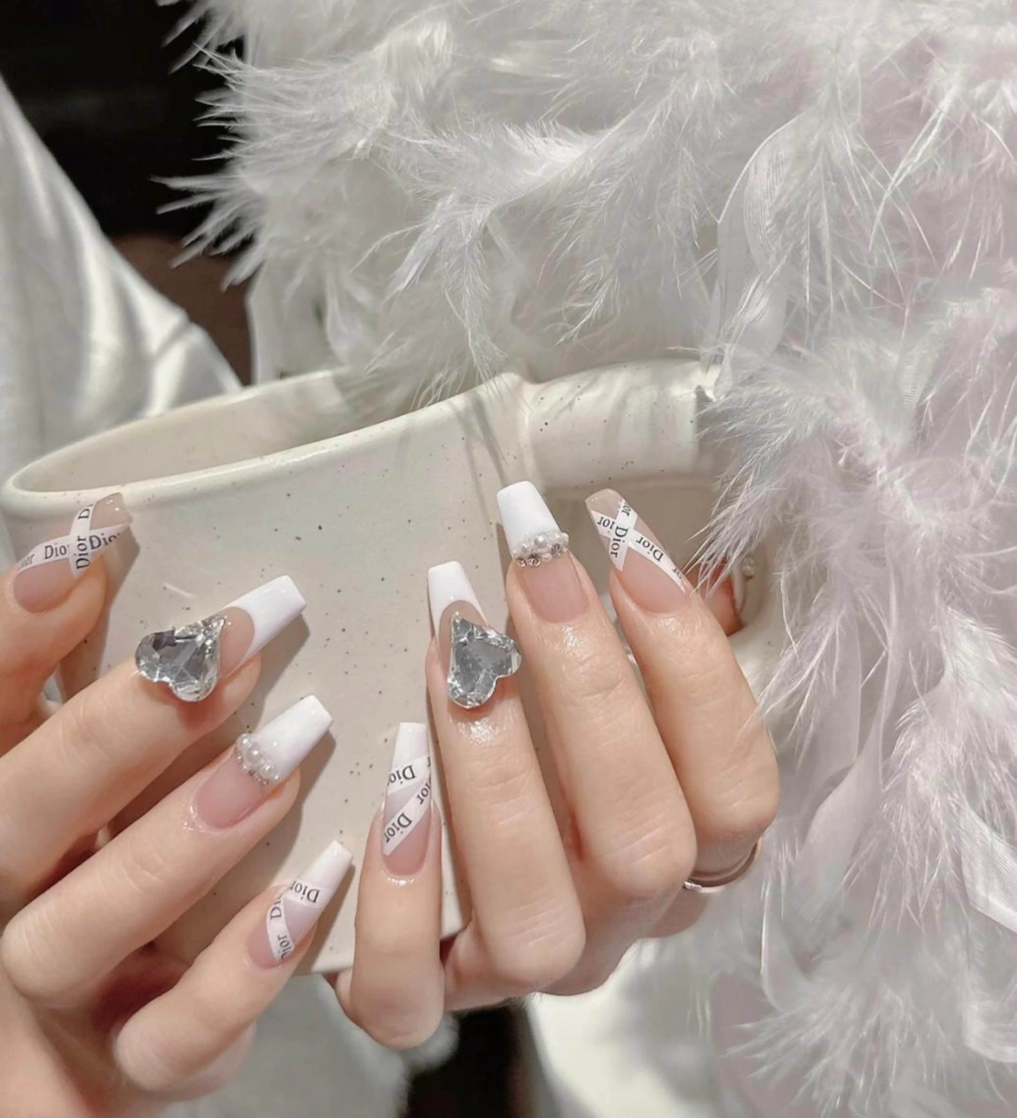 ネイル ハンドネイル VIVIAN リサのネイルデザイン