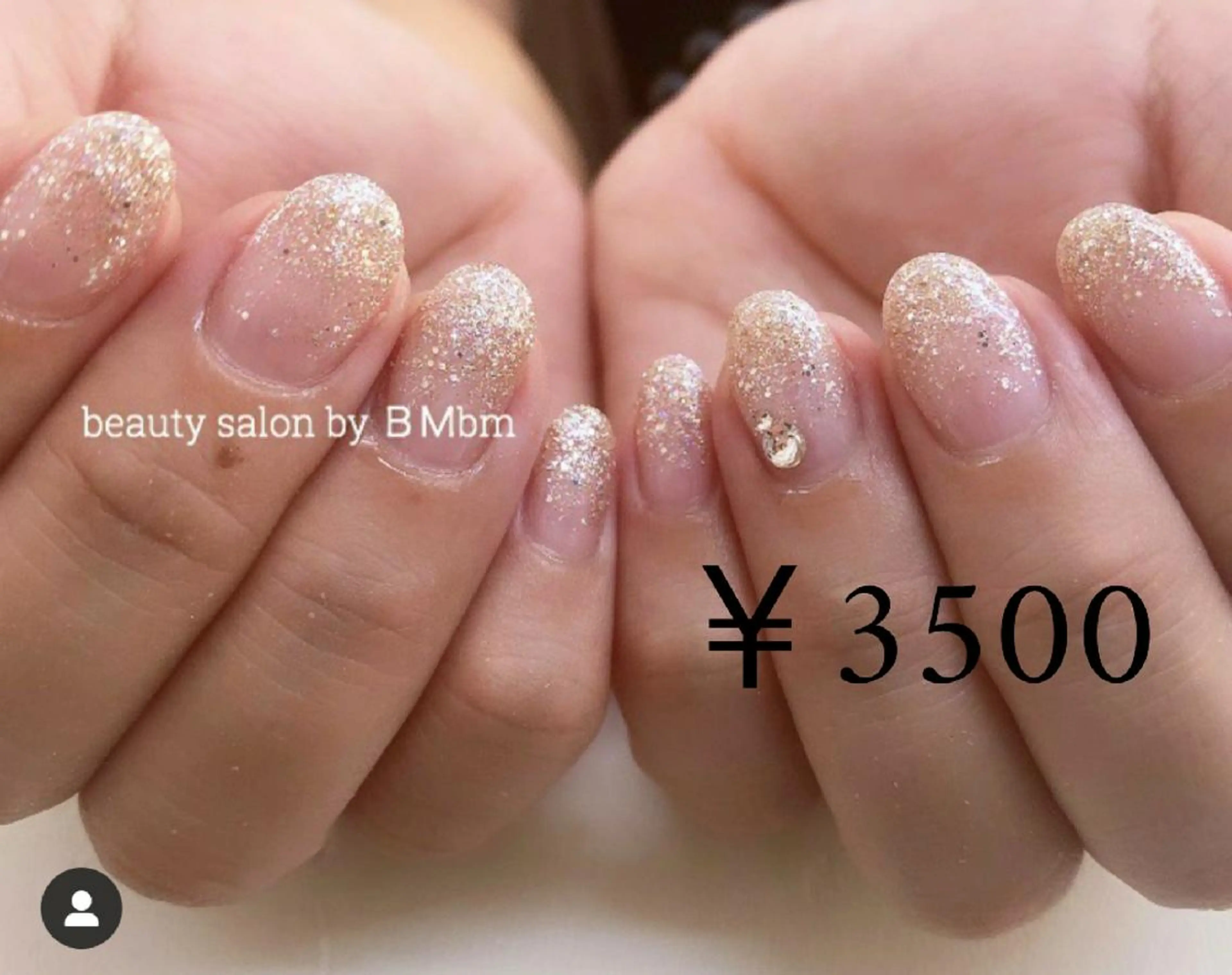 ネイル グラデーション ラメ(グリッター) ラメグラデーション beauty salon by BMbm所属・名倉 彩乃のエステ・リラクイメージ