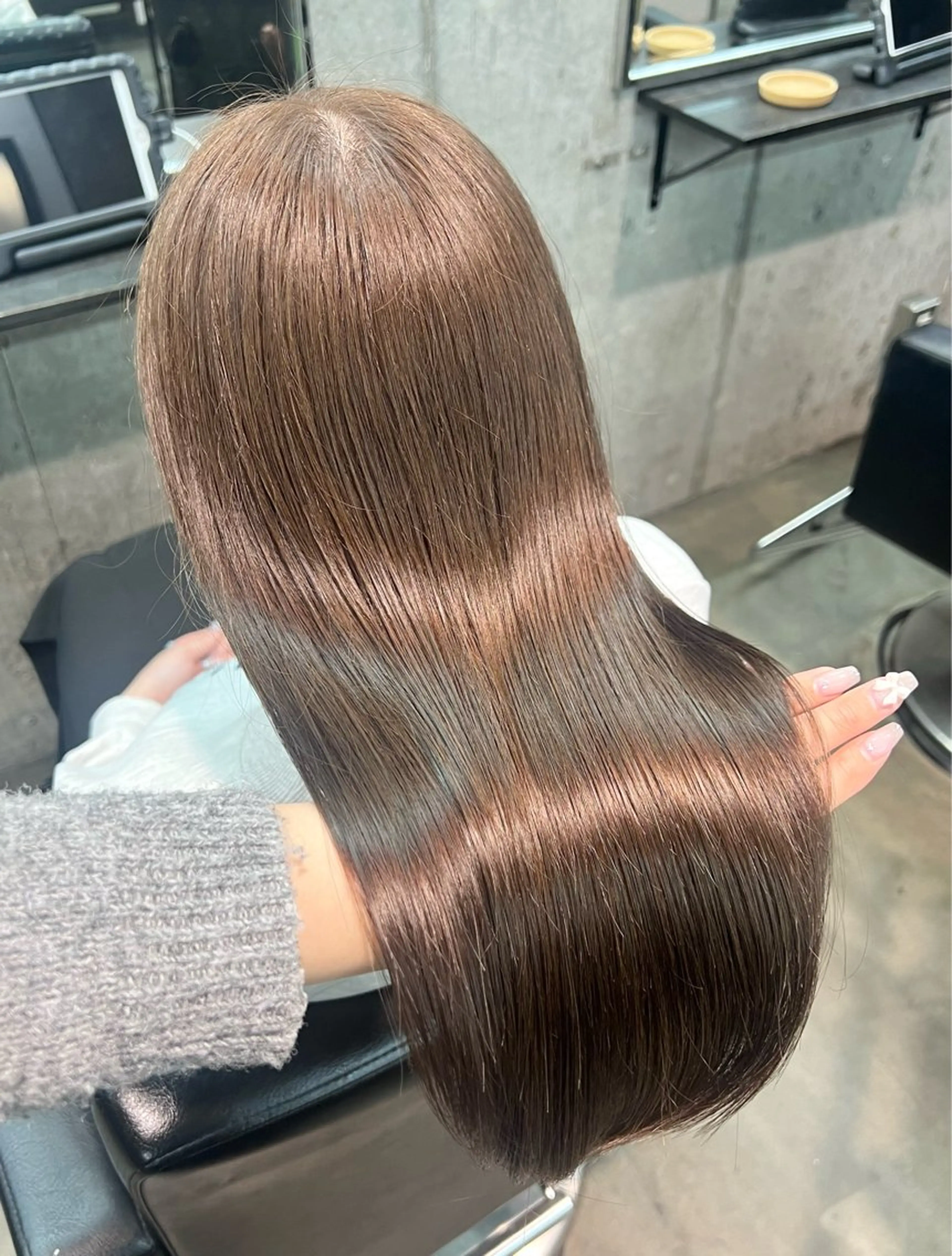 セミロング カラー ベージュカラー ブリーチ 透明感カラー ブリーチなしカラー カット ヘアカラー トリートメント 透明感カラー ✨ 韓国艶髪💗菅原のヘアスタイル