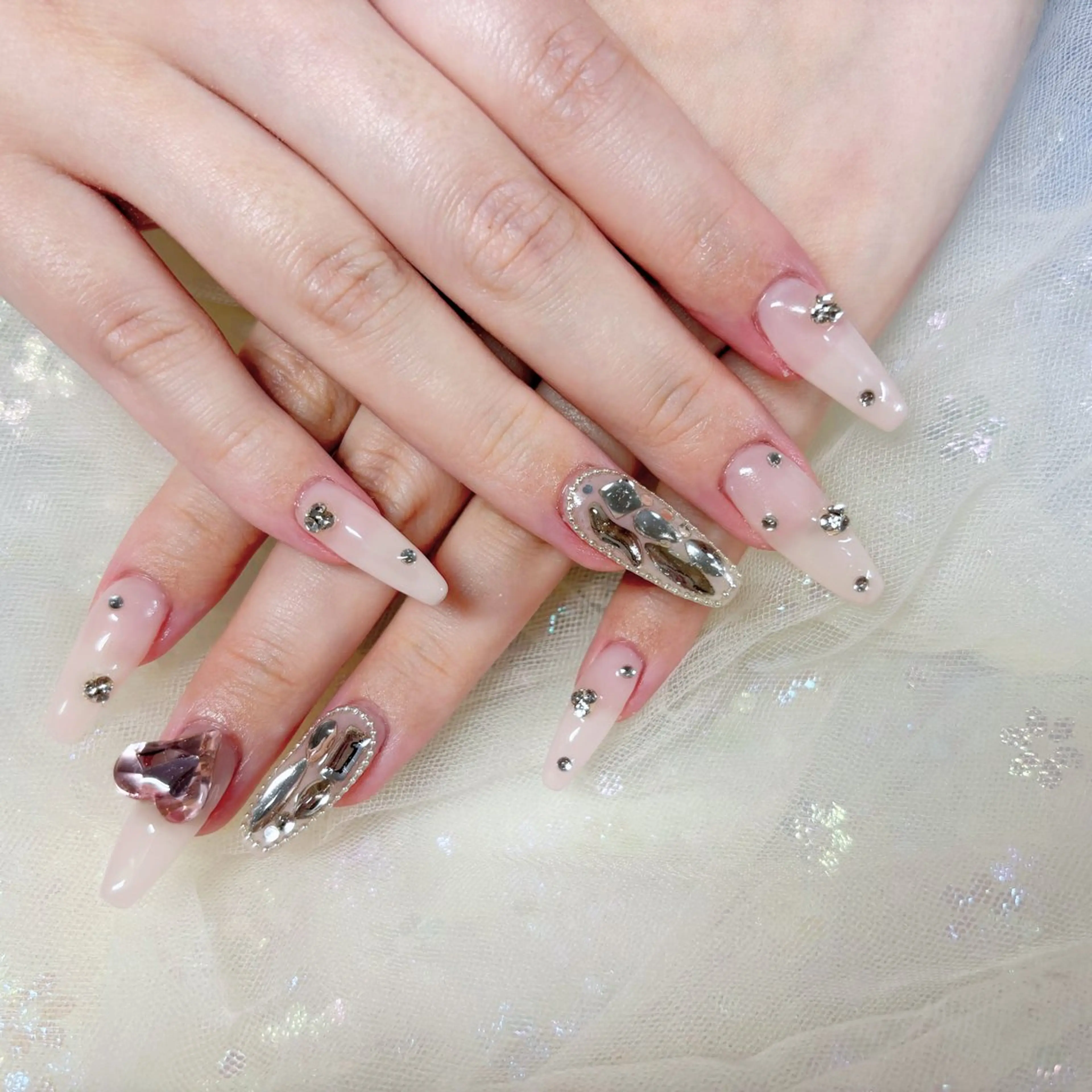 ネイル ハンドネイル H3 Nail Tsuki🦋💙のネイルデザイン