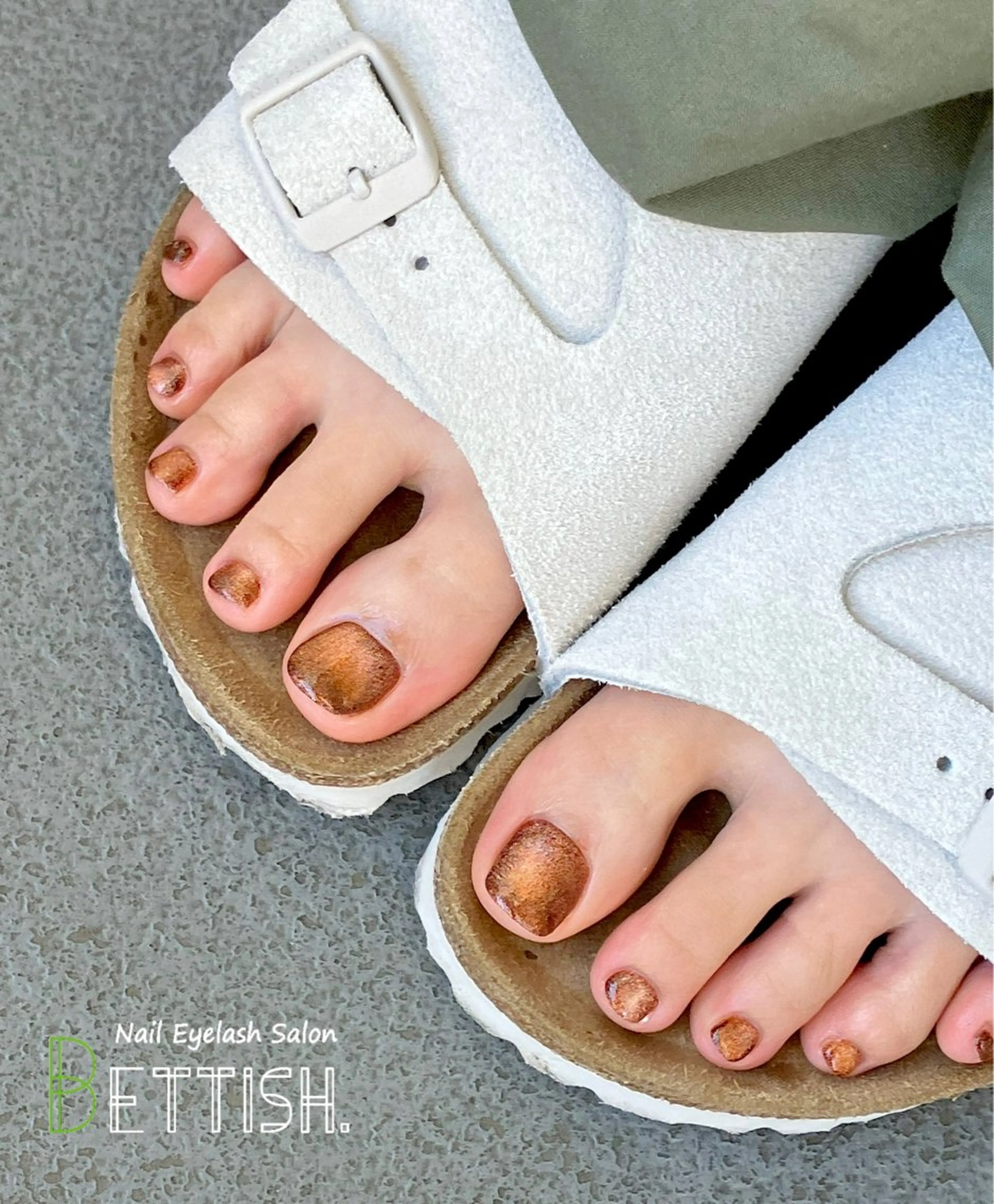 ネイル ブラウン オレンジ フットネイル BETTISH. KUMIKO☺︎︎のネイルデザイン