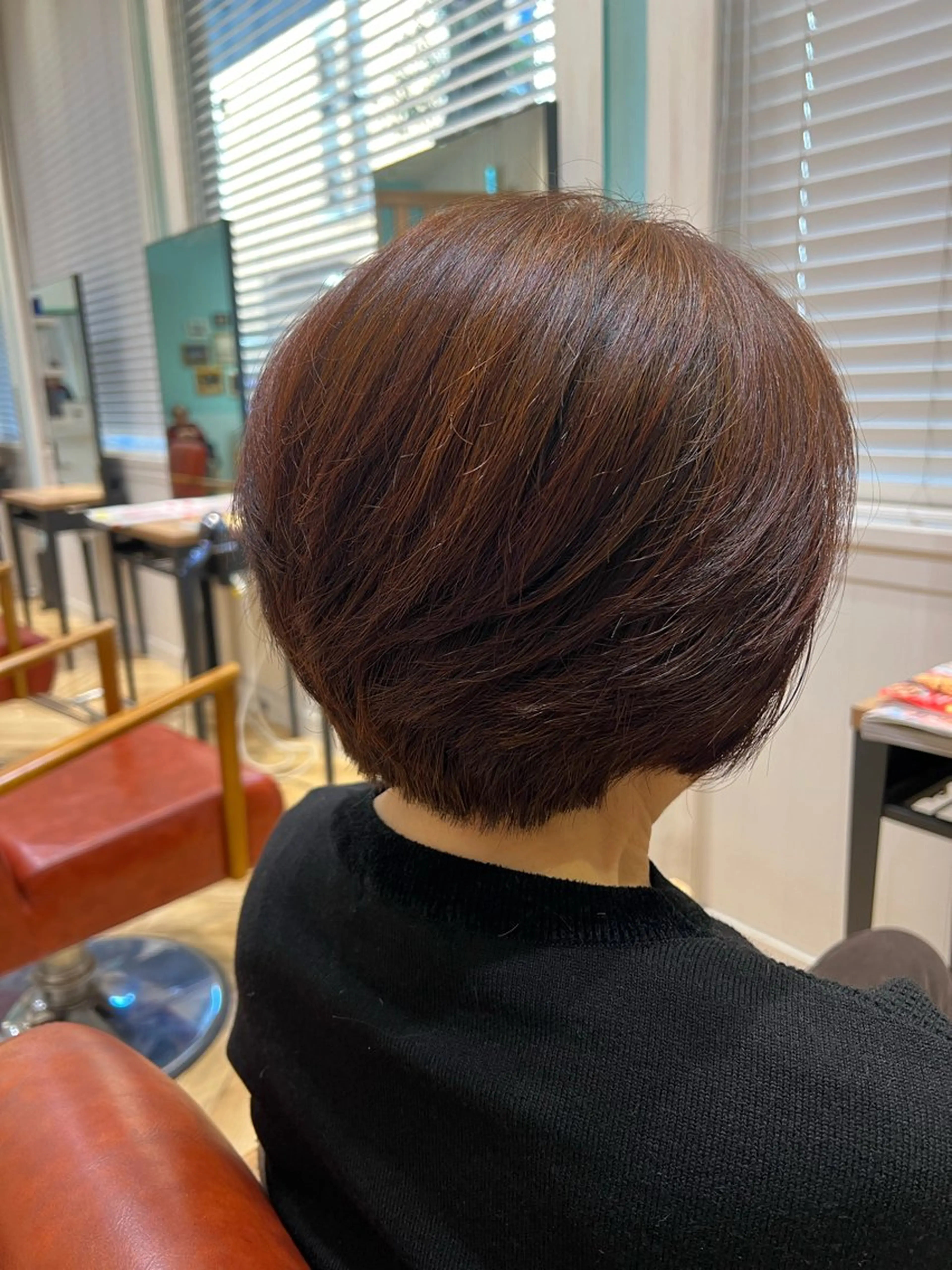 ミディアム くびれヘア TRIBECA所属・岩波 寛悟のヘアスタイル