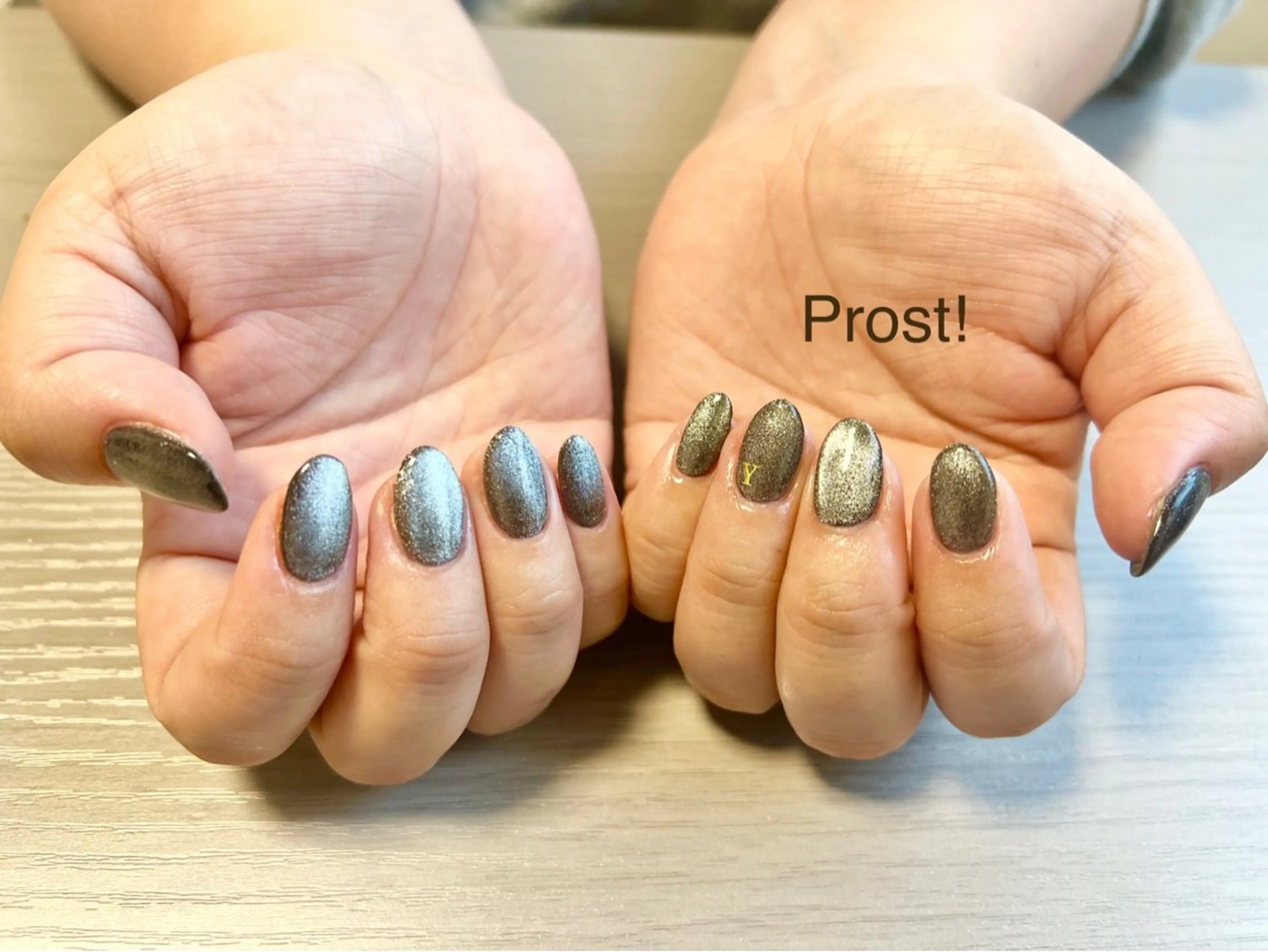 ネイル Nails Prost!のネイルデザイン