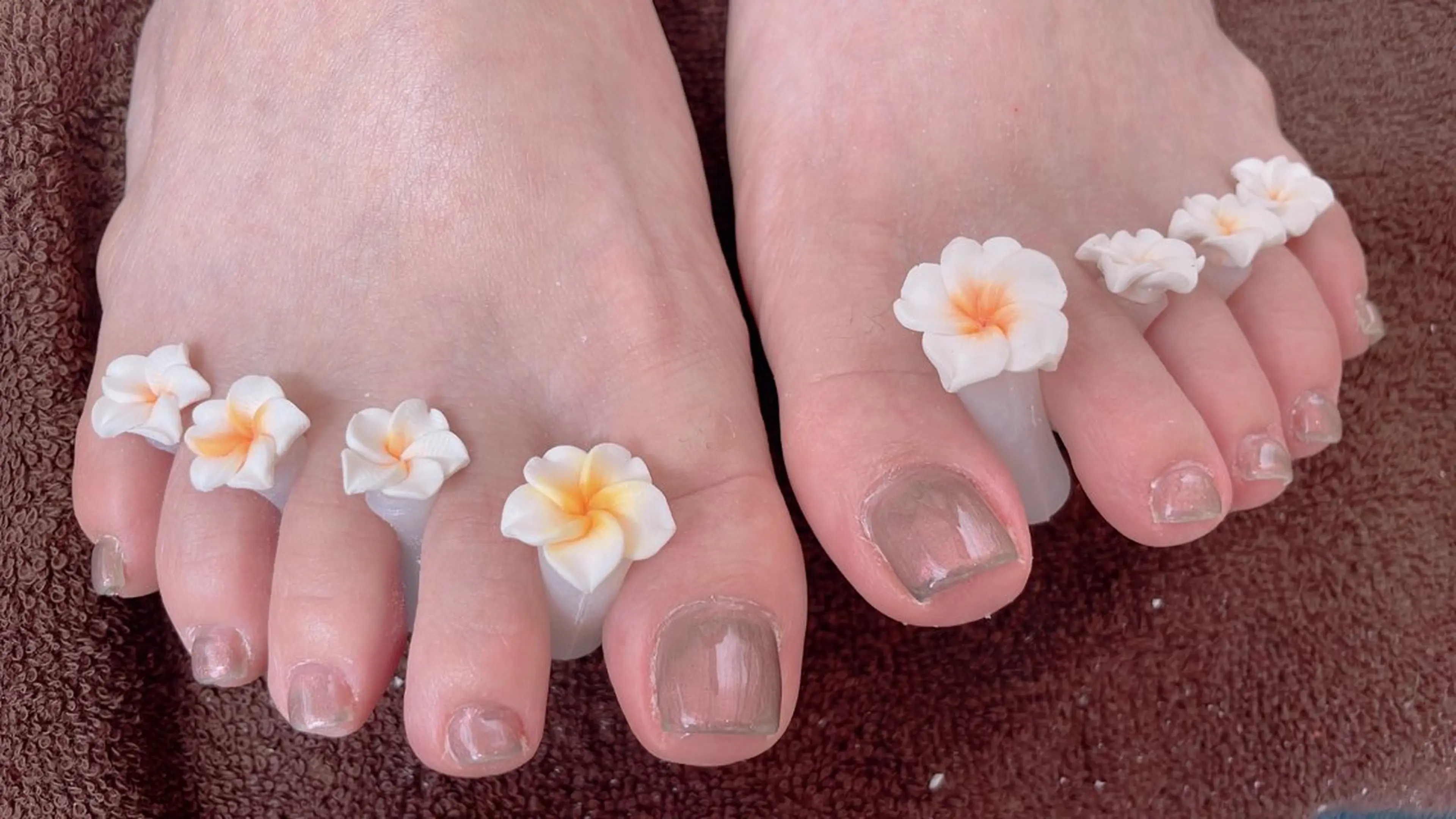 ネイル Amoureuse Satomiのネイルデザイン