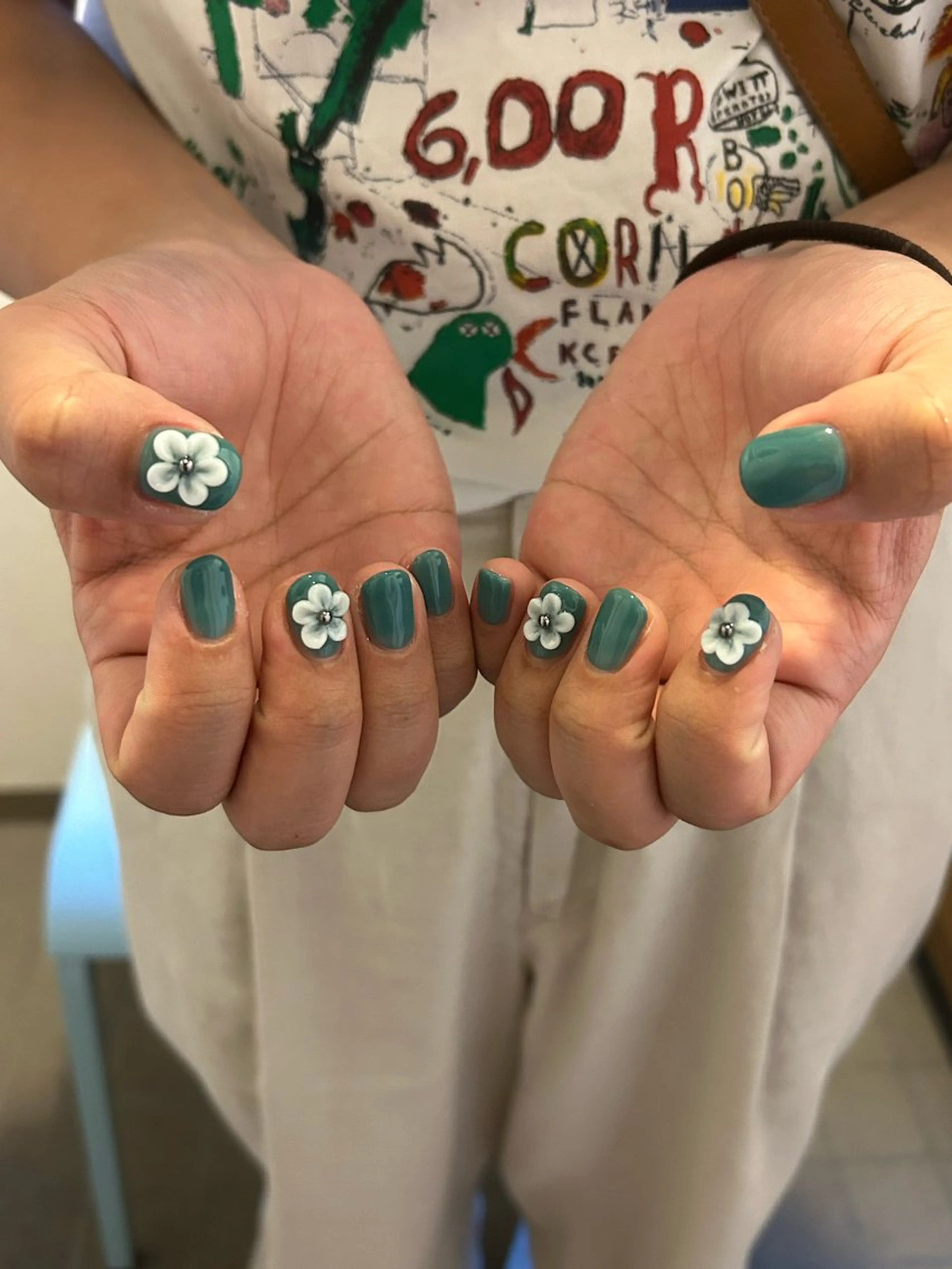 ネイル 持ち込み ハンドネイル Aimer Ciel エメシエル大宮ネイルのネイルデザイン